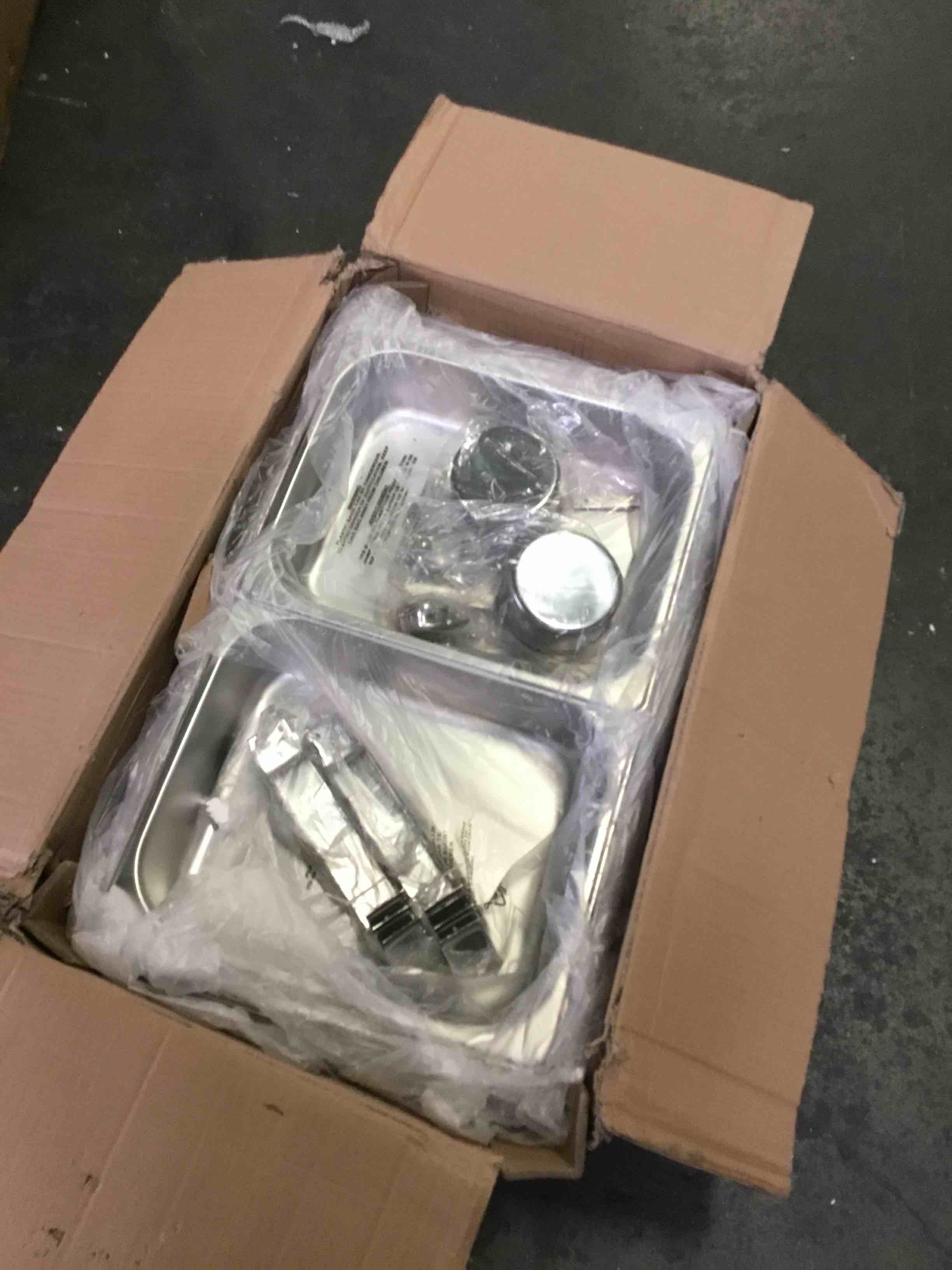 https://s3.amazonaws.com/lotting-images-prod/bidfta/BLU5403872_1694202666820.jpeg