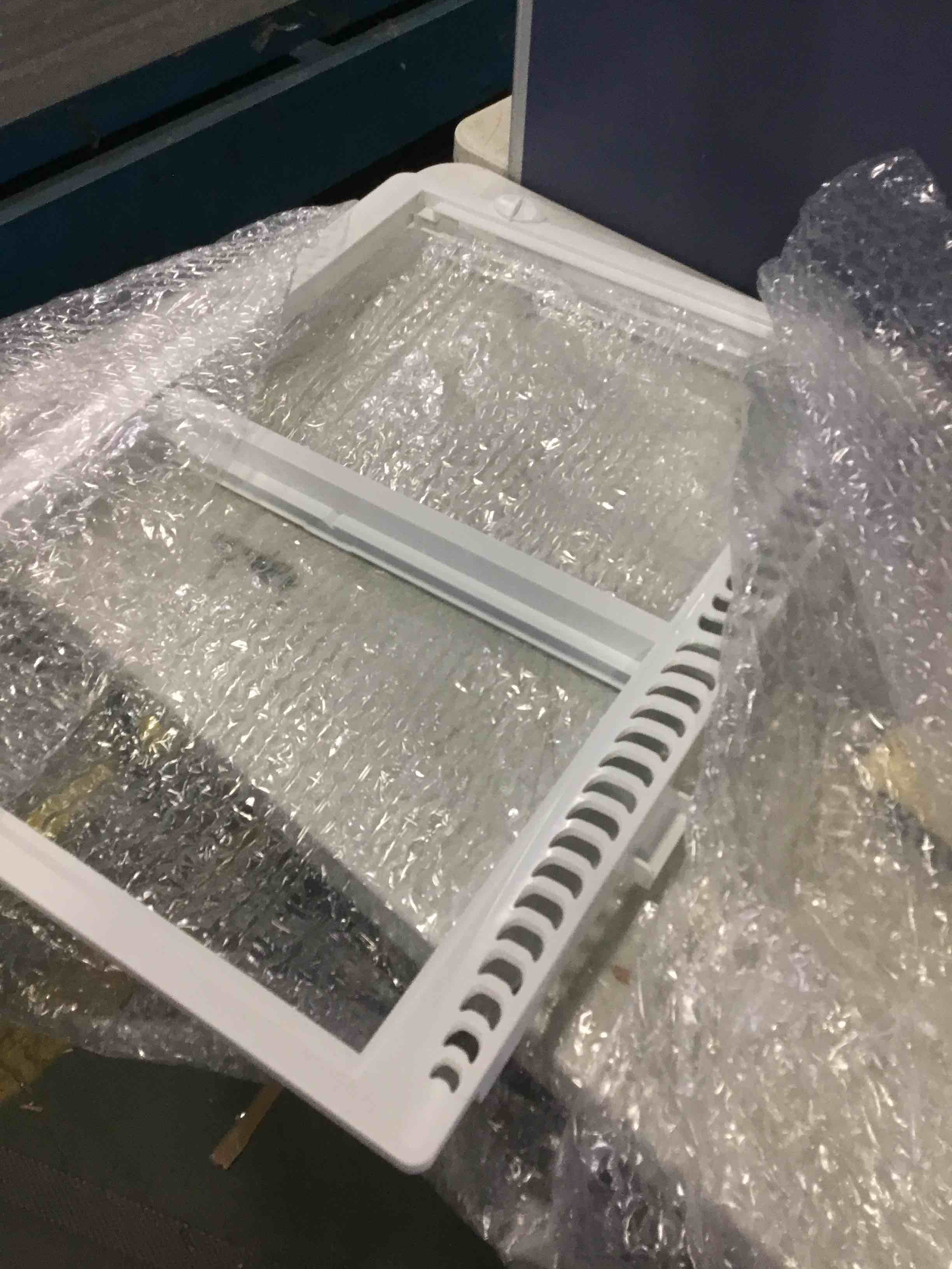 https://s3.amazonaws.com/lotting-images-prod/bidfta/BLU5403965_1694352214552.jpeg