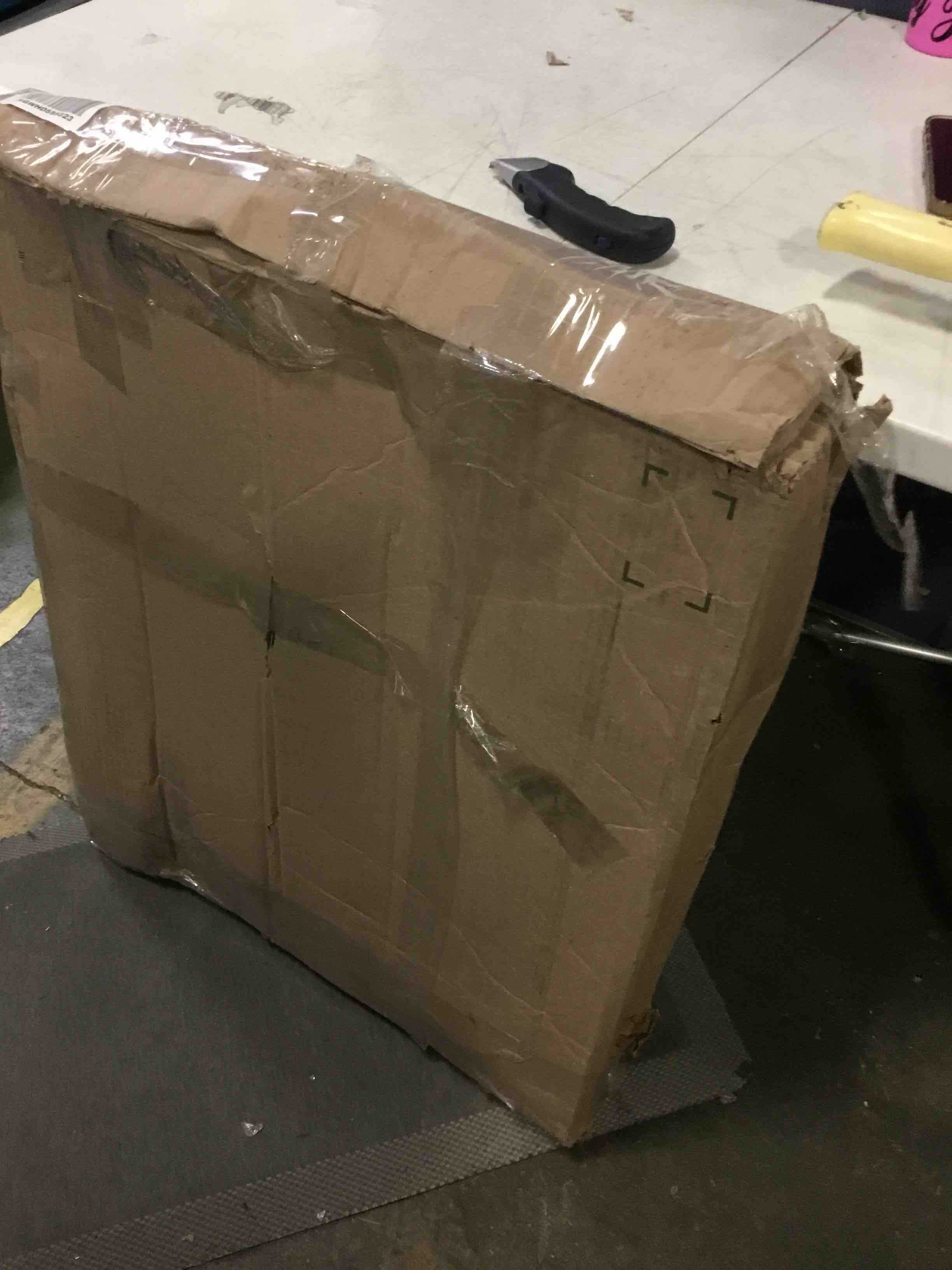 https://s3.amazonaws.com/lotting-images-prod/bidfta/BLU5404072_1694363091948.jpeg