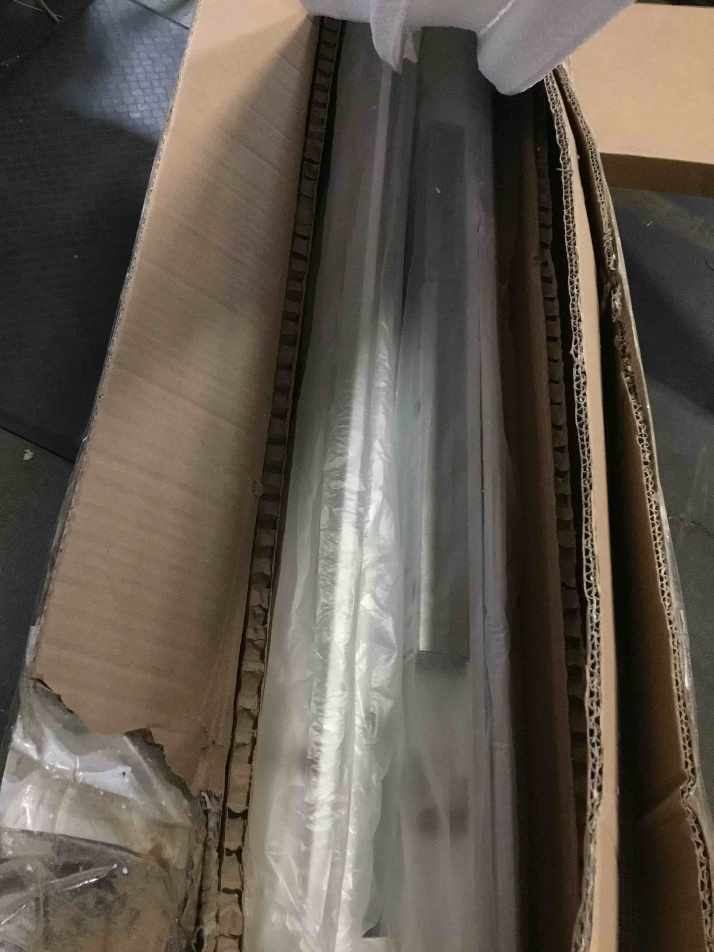 https://s3.amazonaws.com/lotting-images-prod/bidfta/BLU5404157_1694438083756.jpeg