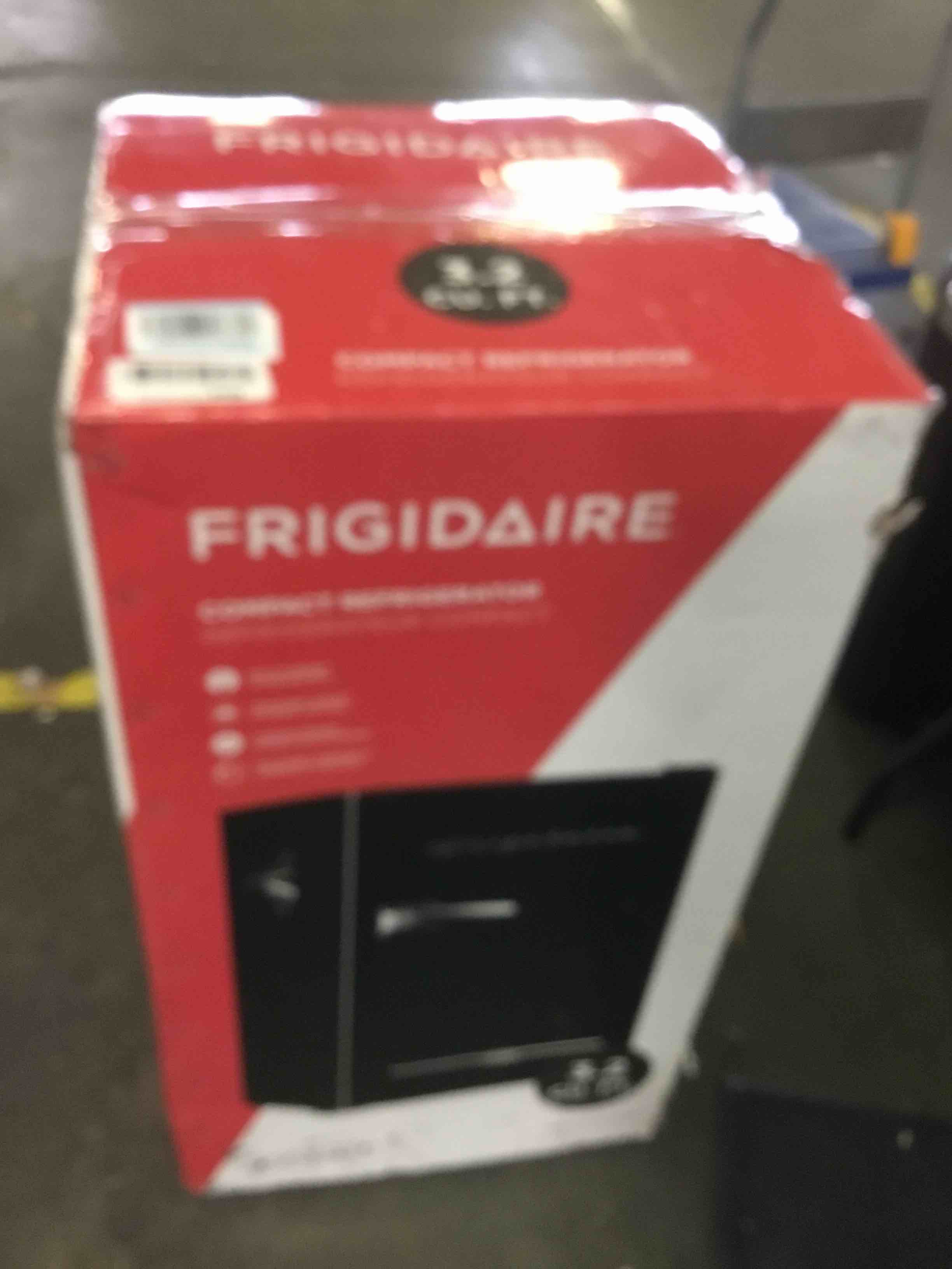 https://s3.amazonaws.com/lotting-images-prod/bidfta/BLU5404273_1694457022597.jpeg