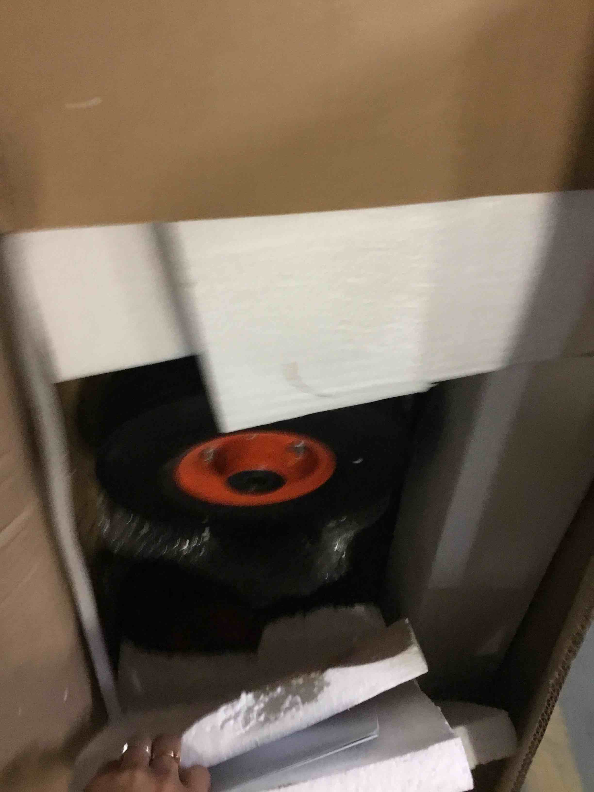 https://s3.amazonaws.com/lotting-images-prod/bidfta/BLU5404527_1694603135701.jpeg