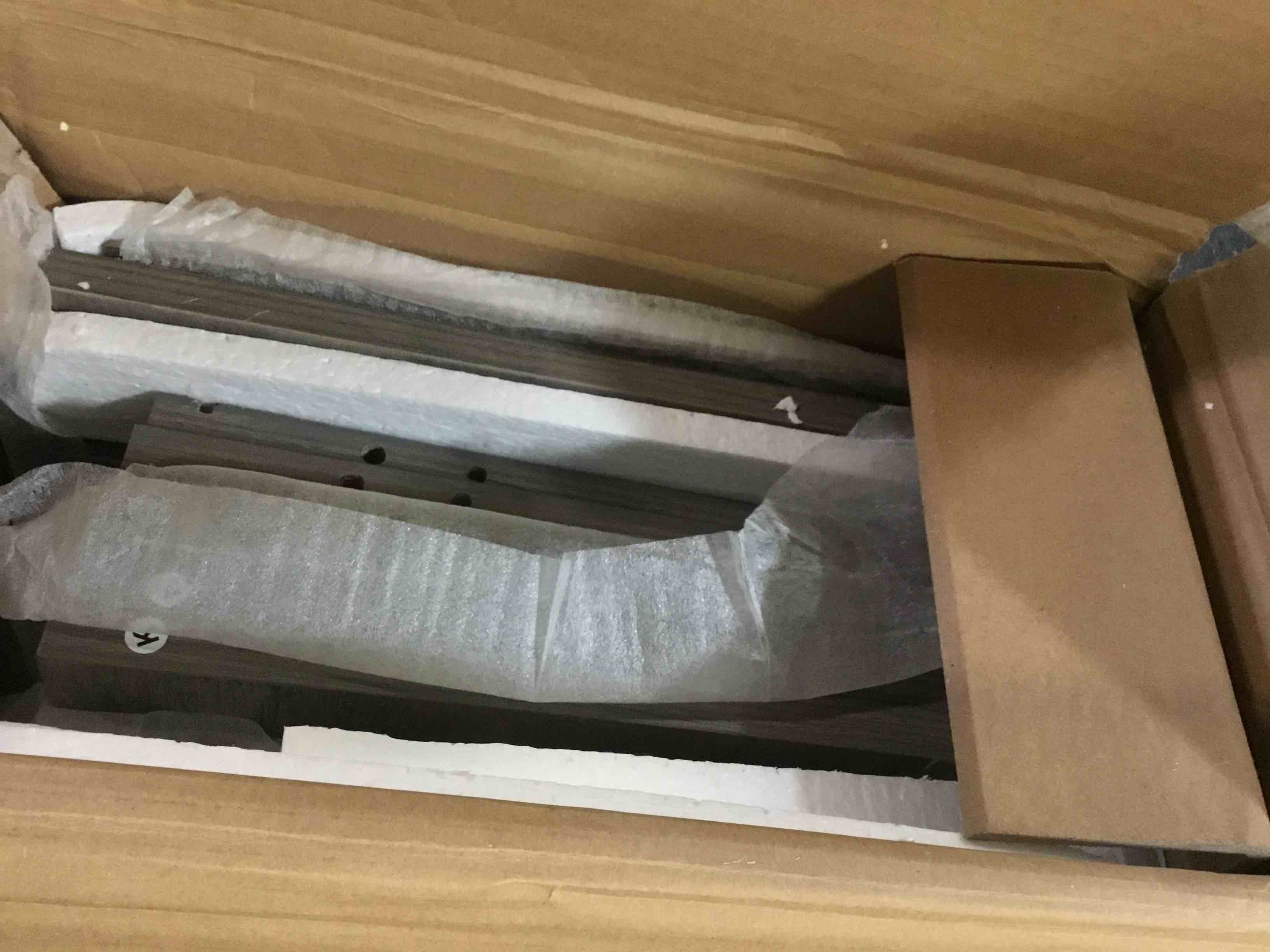 https://s3.amazonaws.com/lotting-images-prod/bidfta/BLU5404631_1694617070594.jpeg