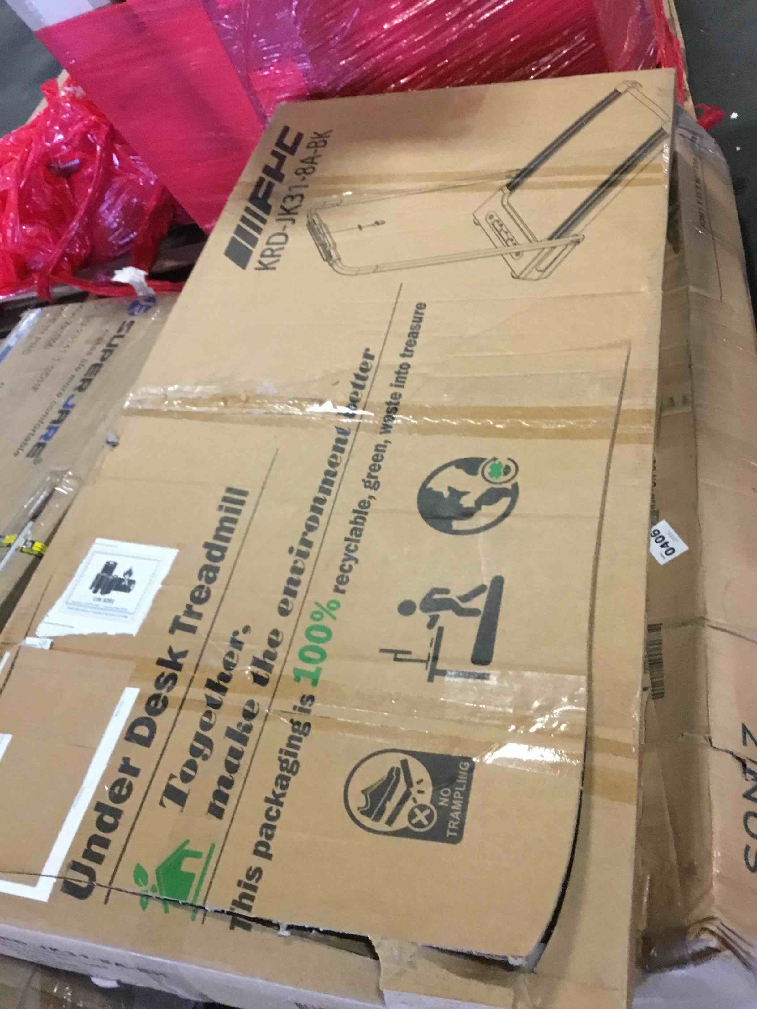 https://s3.amazonaws.com/lotting-images-prod/bidfta/BLU5404663_1694622728141.jpeg