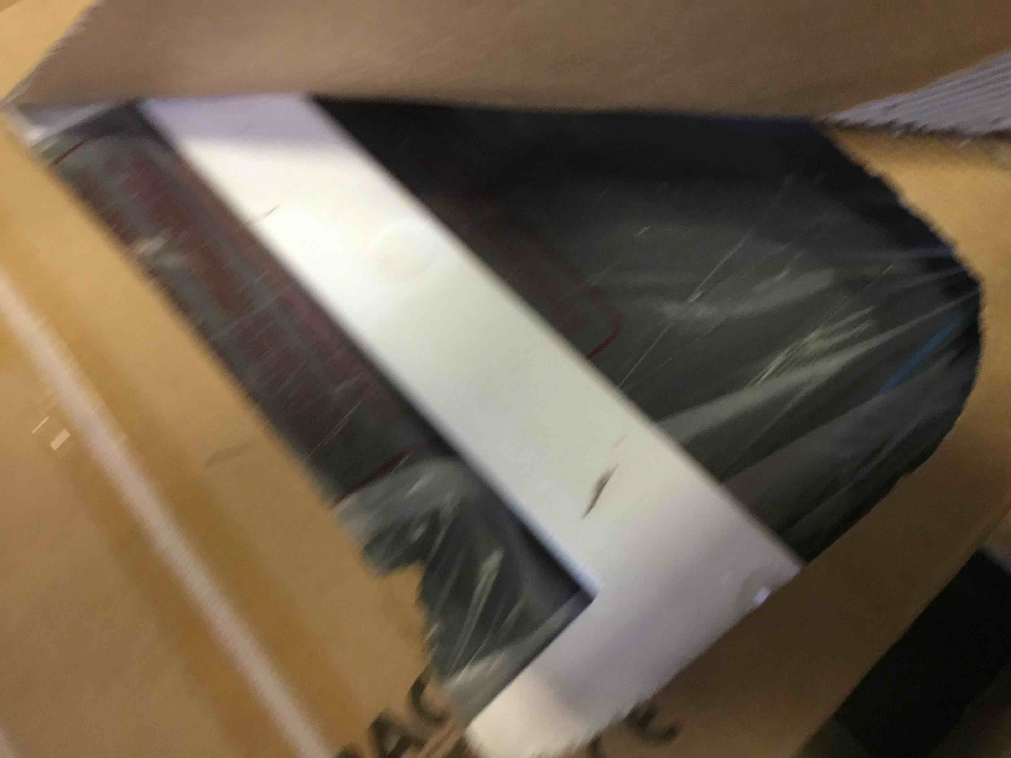 https://s3.amazonaws.com/lotting-images-prod/bidfta/BLU5404676_1694627073650.jpeg