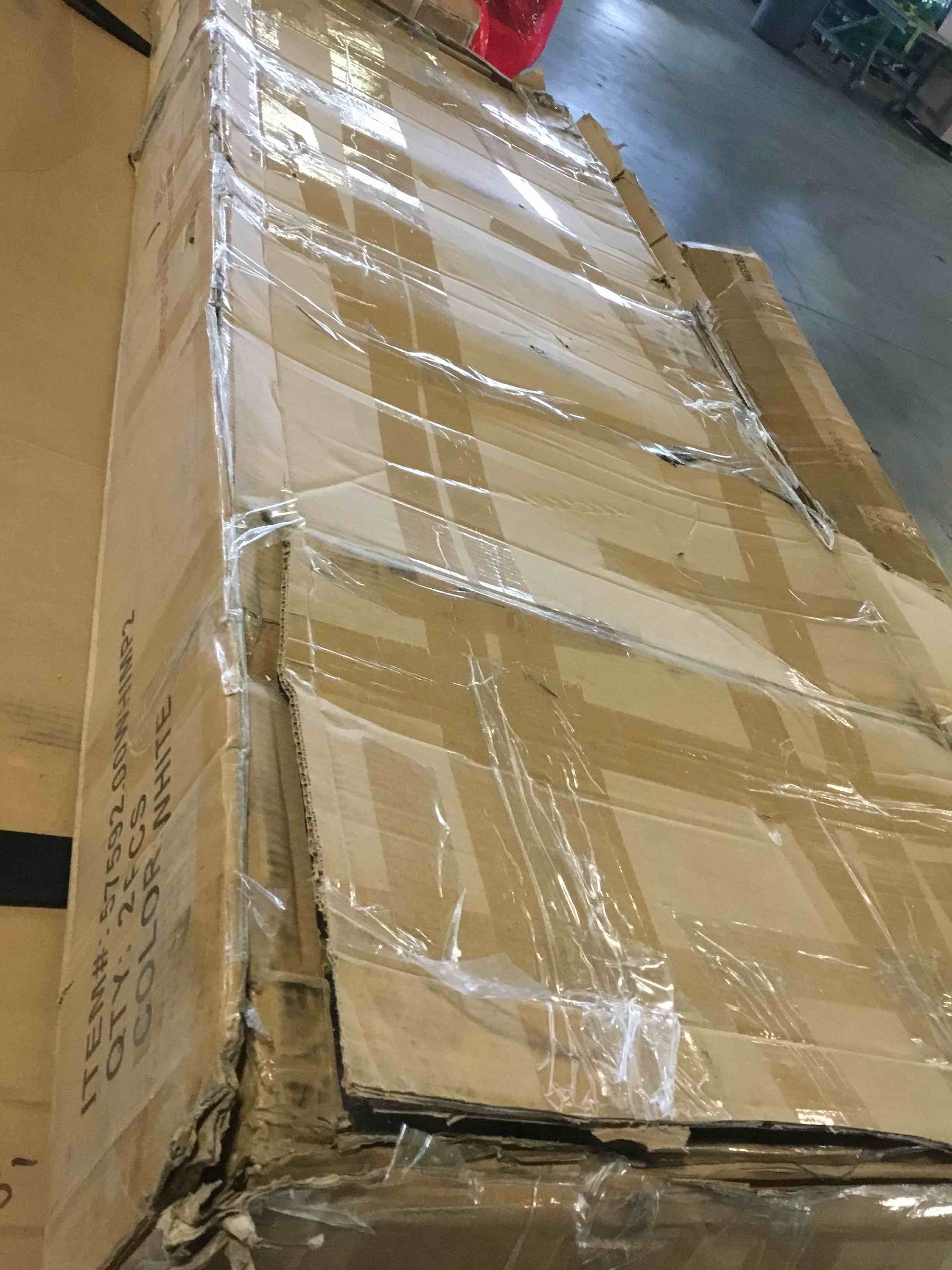 https://s3.amazonaws.com/lotting-images-prod/bidfta/BLU5404788_1694696840332.jpeg