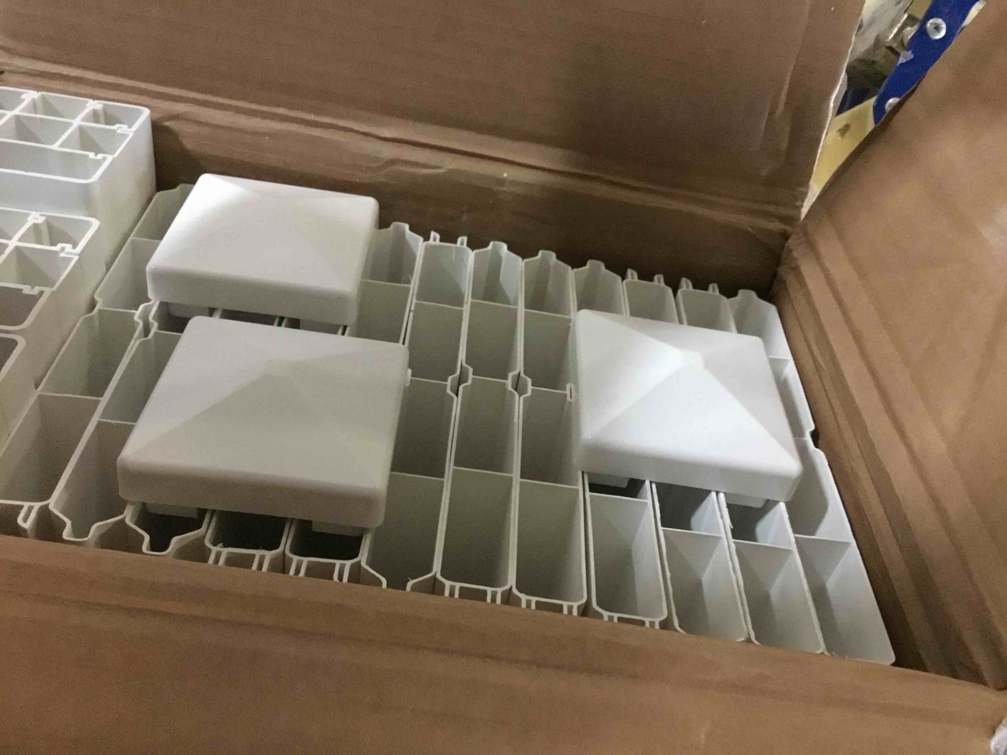 https://s3.amazonaws.com/lotting-images-prod/bidfta/BLU5404857_1694707918131.jpeg