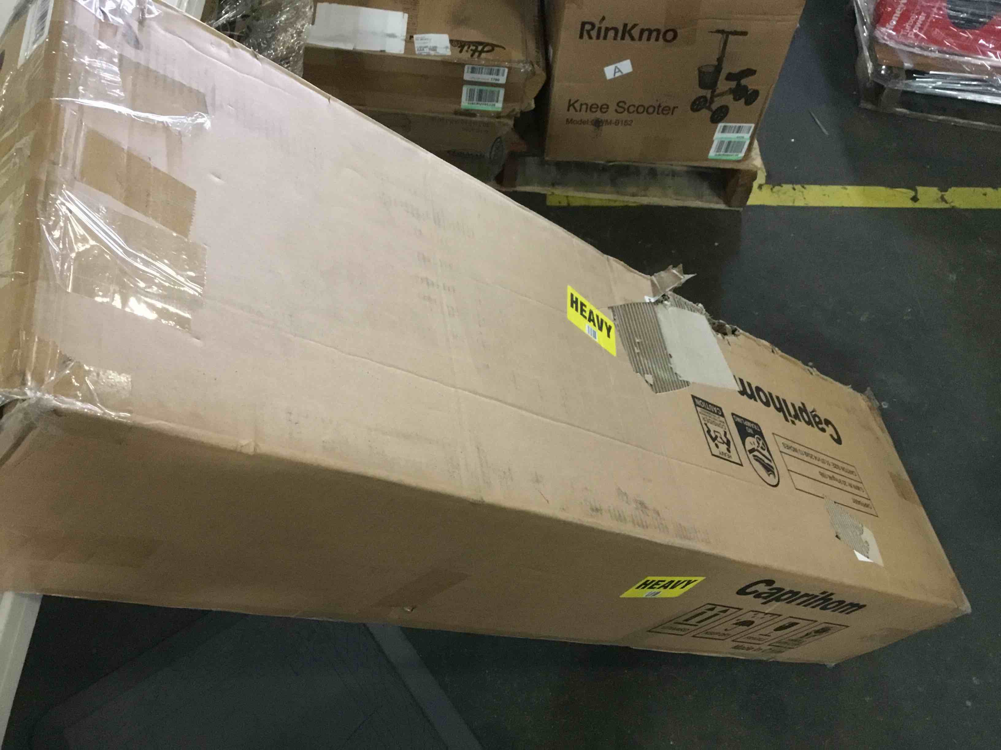 https://s3.amazonaws.com/lotting-images-prod/bidfta/BLU5404857_1694707939922.jpeg