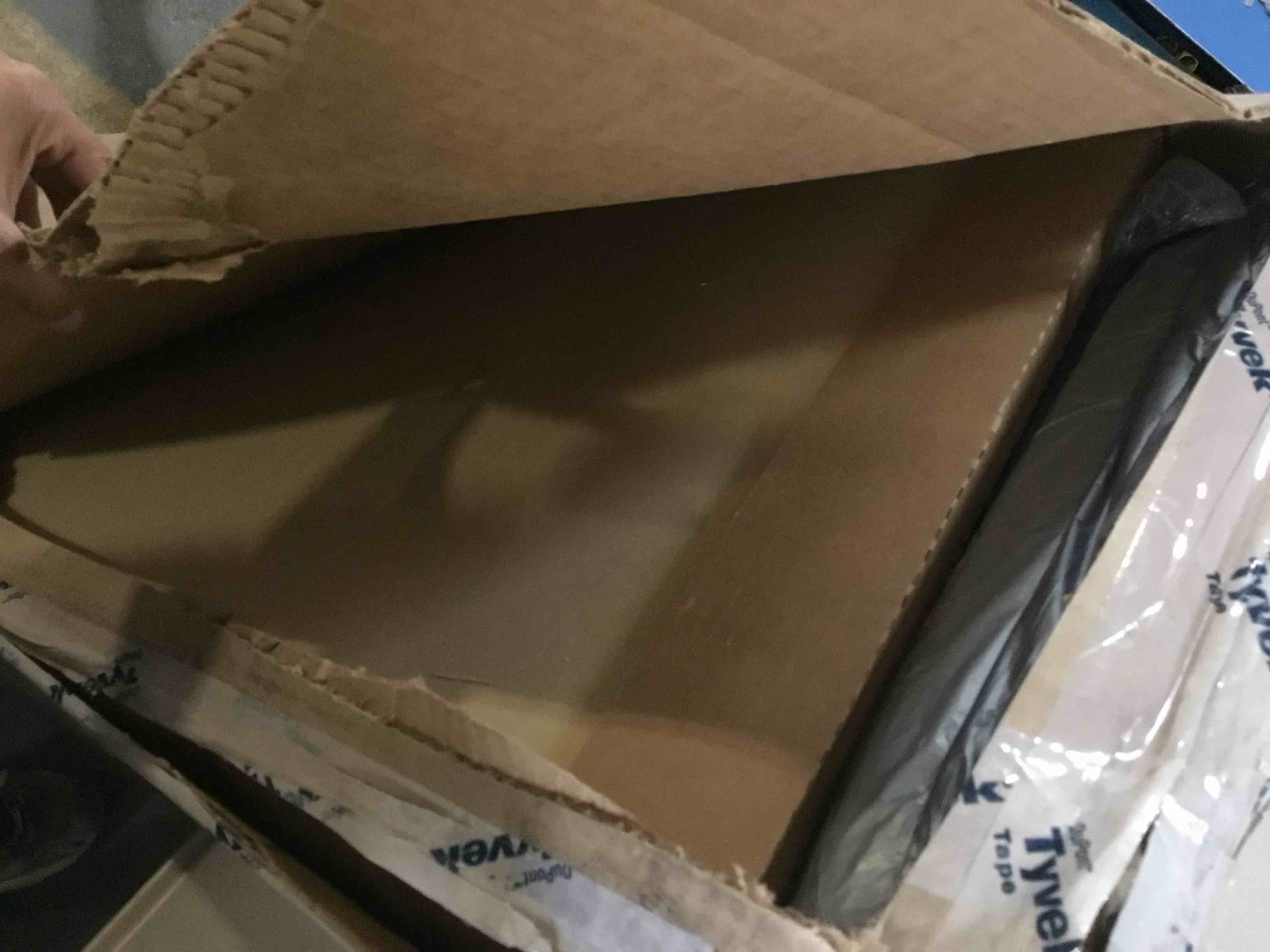 https://s3.amazonaws.com/lotting-images-prod/bidfta/BLU5404911_1694717812517.jpeg