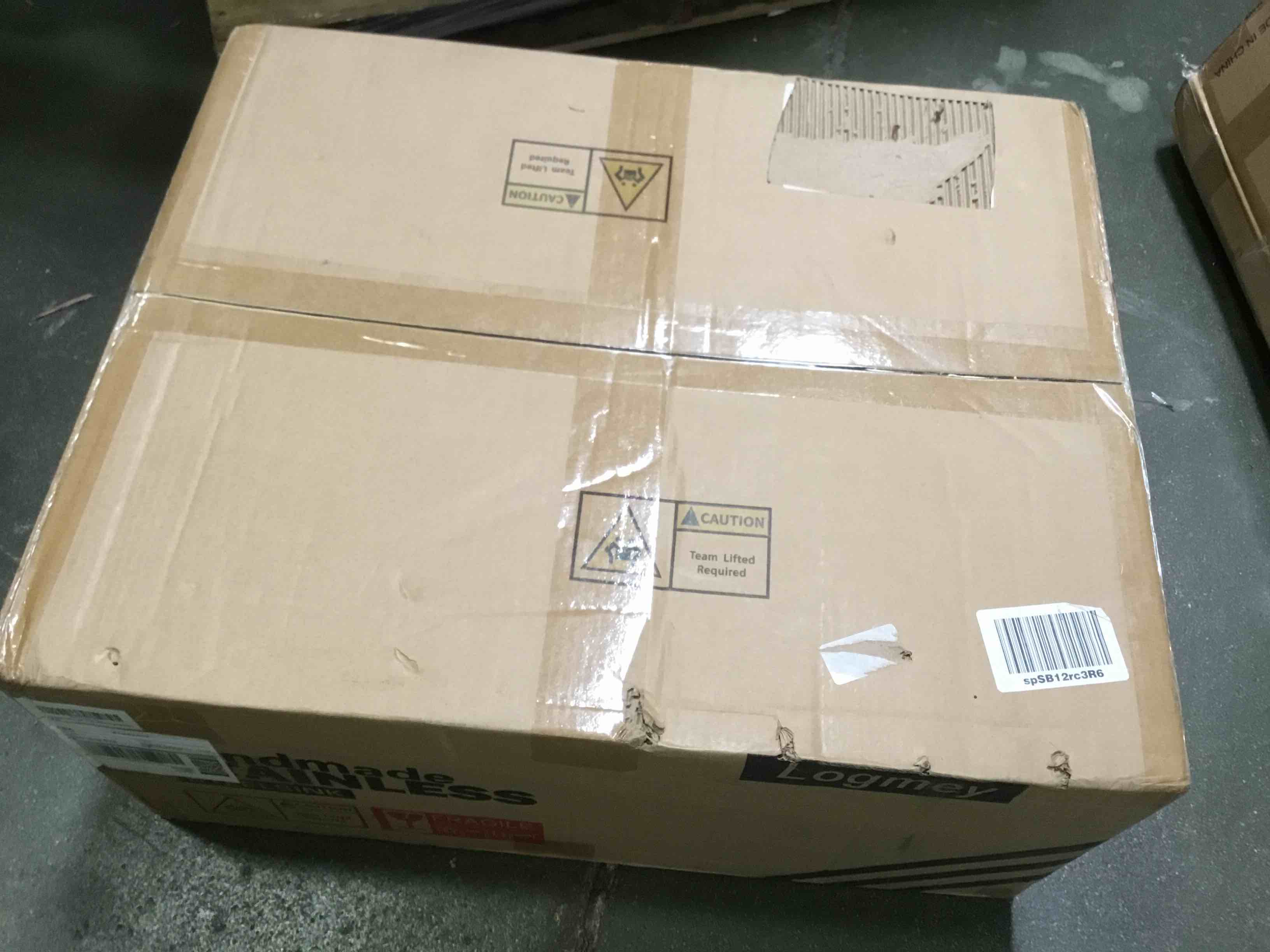 https://s3.amazonaws.com/lotting-images-prod/bidfta/BLU5405097_1694198223356.jpeg