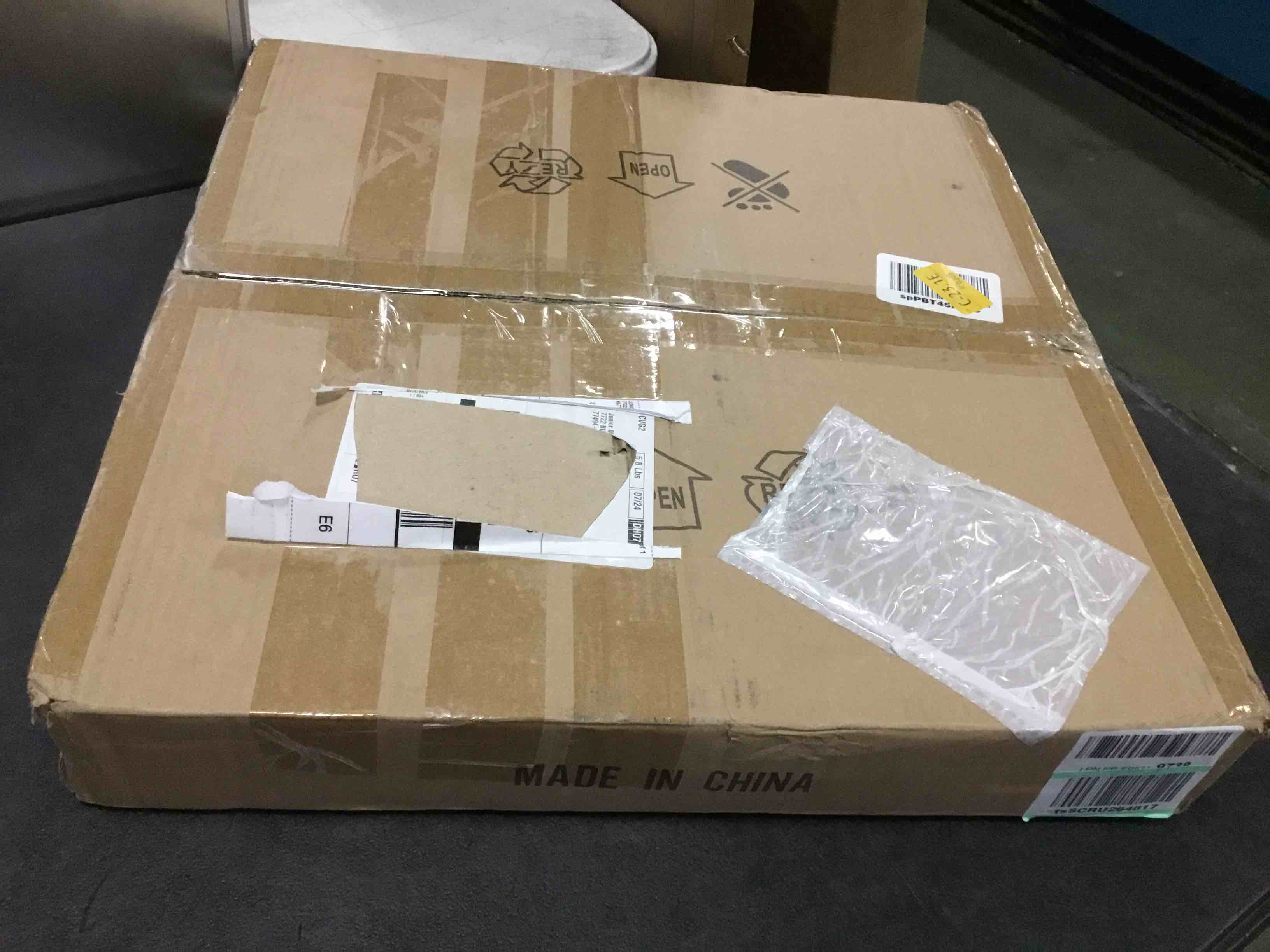 https://s3.amazonaws.com/lotting-images-prod/bidfta/BLU5405127_1694258623795.jpeg