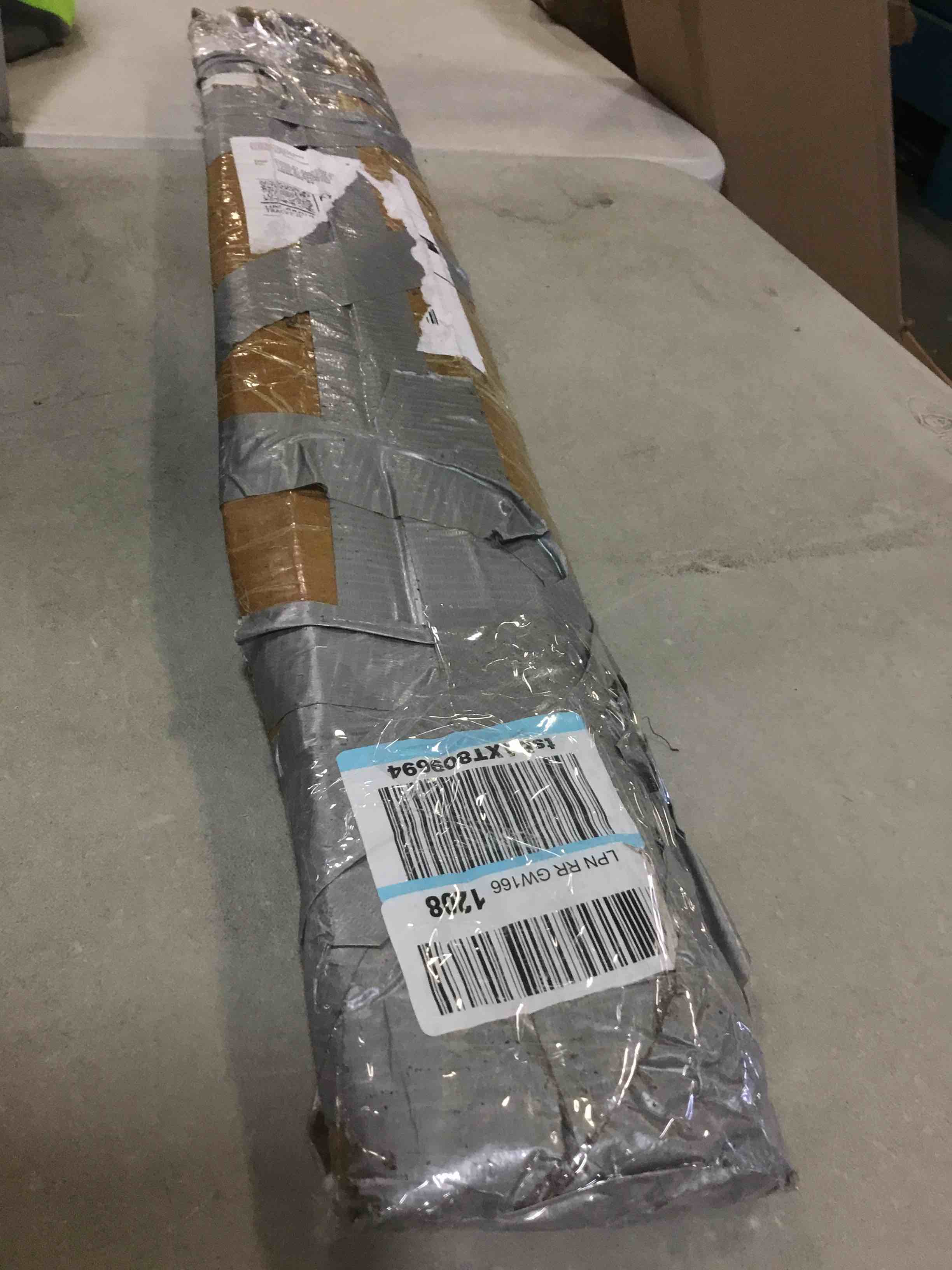 https://s3.amazonaws.com/lotting-images-prod/bidfta/BLU5405508_1694616068559.jpeg