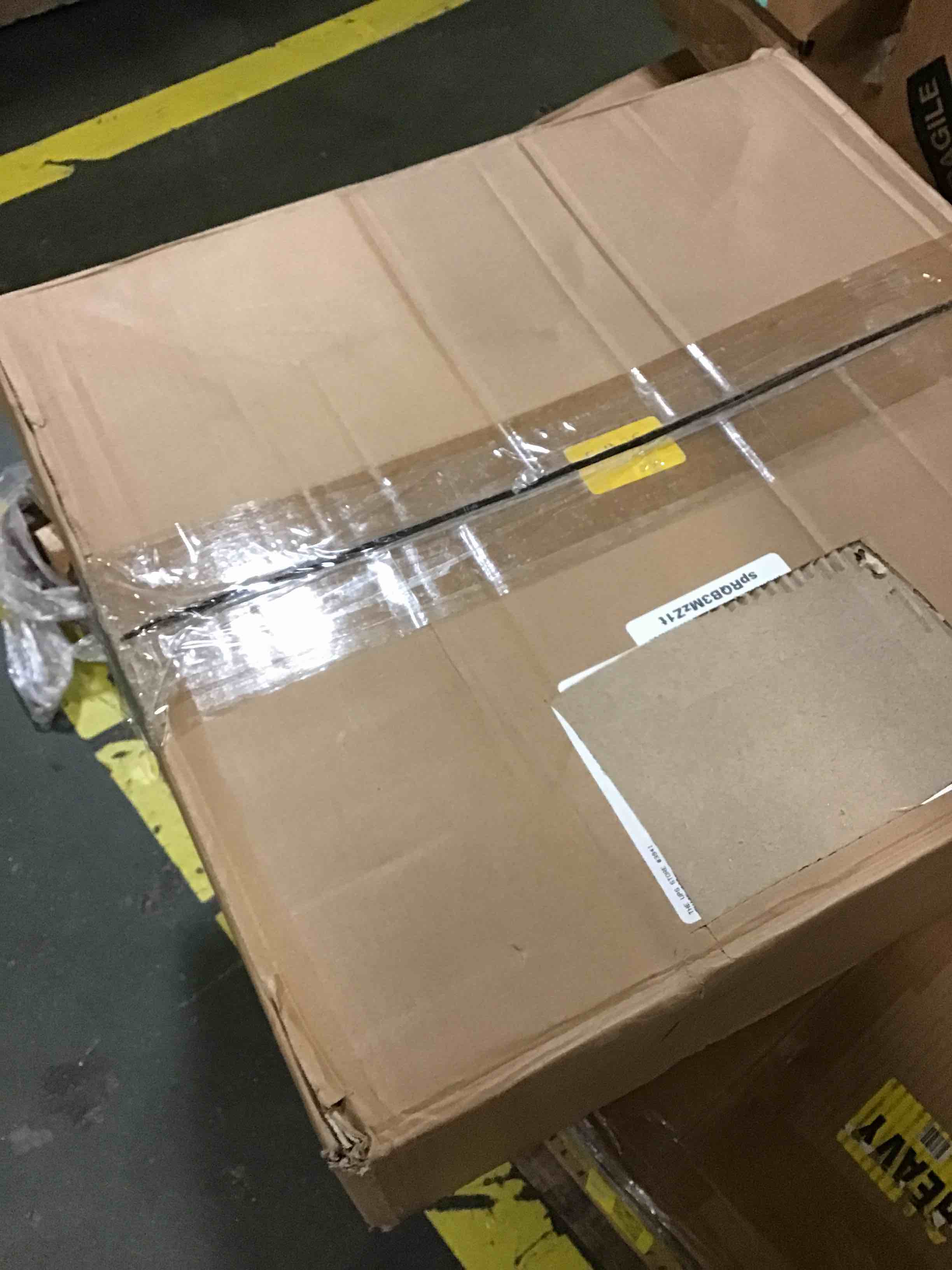 https://s3.amazonaws.com/lotting-images-prod/bidfta/BLU5406896_1694611197708.jpeg