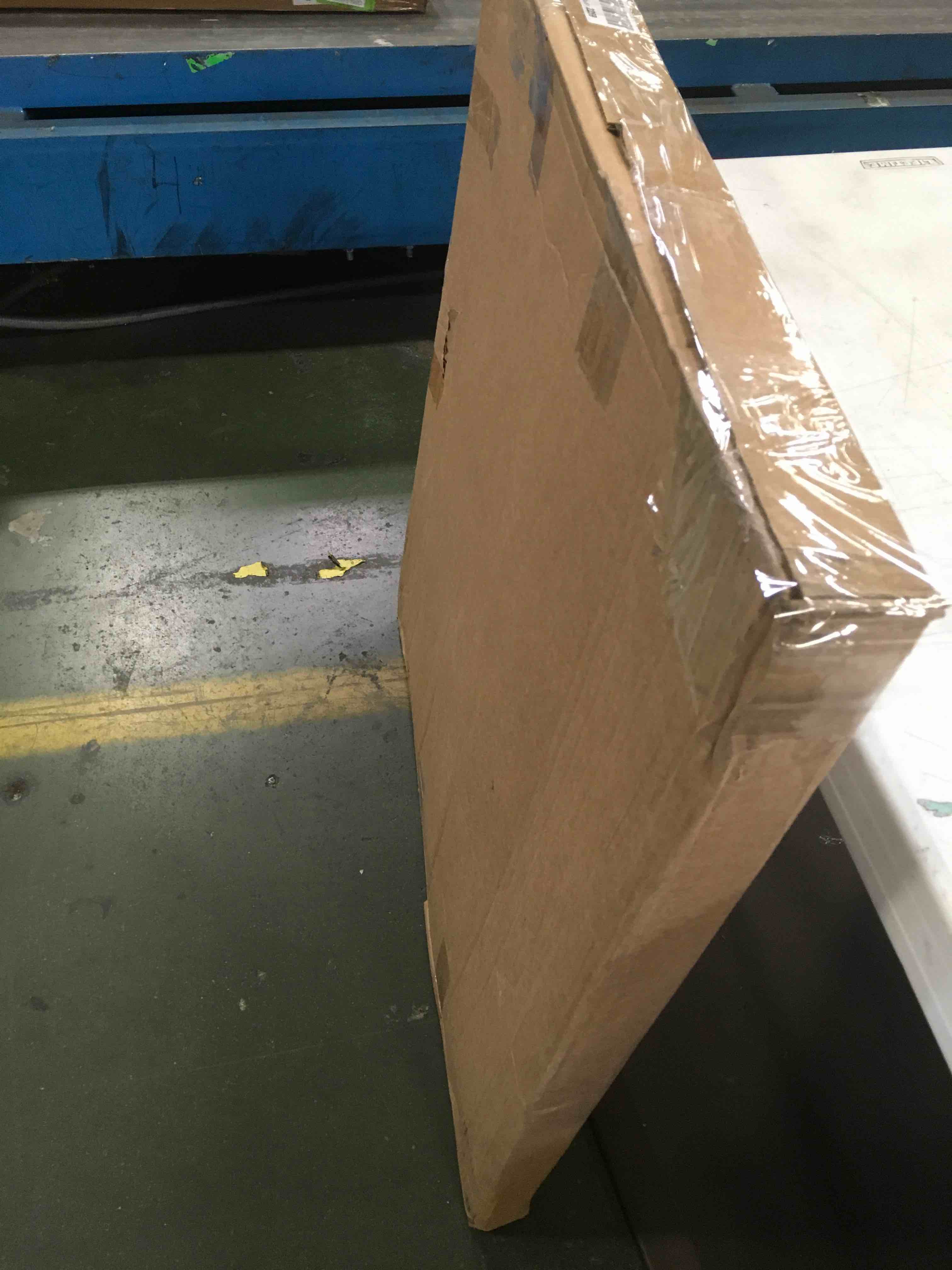 https://s3.amazonaws.com/lotting-images-prod/bidfta/BLU5407031_1694695430692.jpeg
