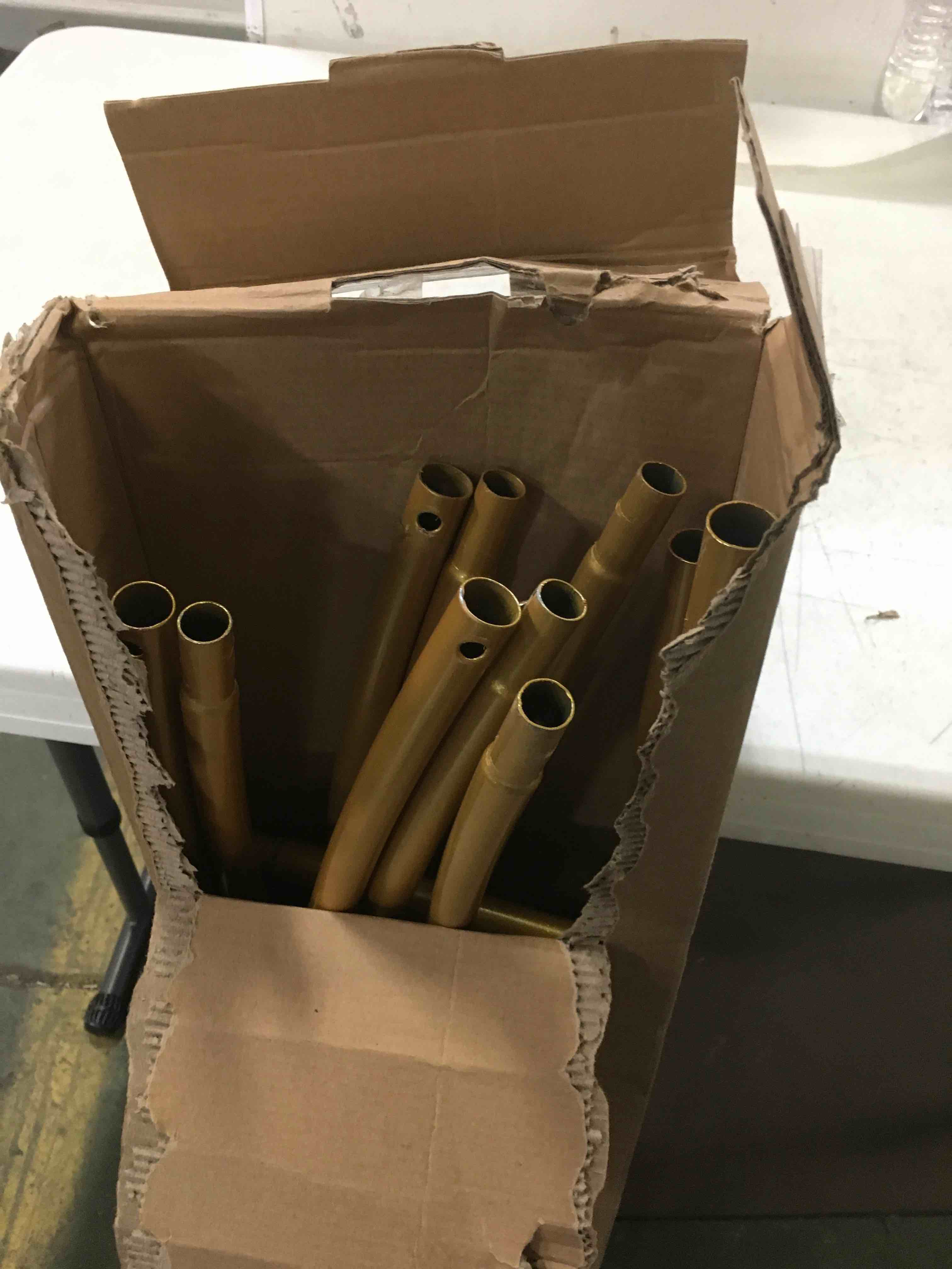 https://s3.amazonaws.com/lotting-images-prod/bidfta/BLU5407046_1694698623166.jpeg