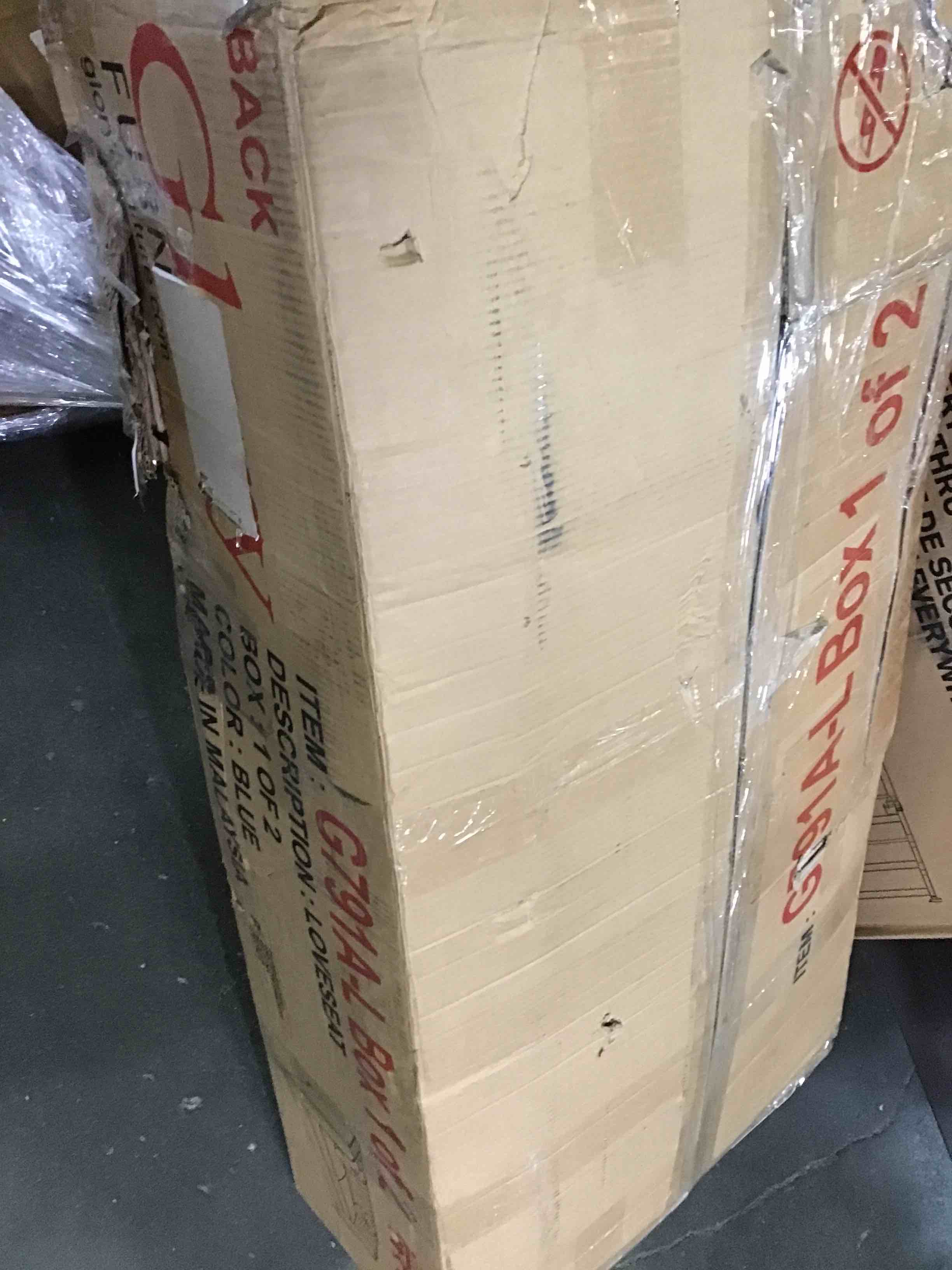 https://s3.amazonaws.com/lotting-images-prod/bidfta/BLU5407317_1694808830359.jpeg