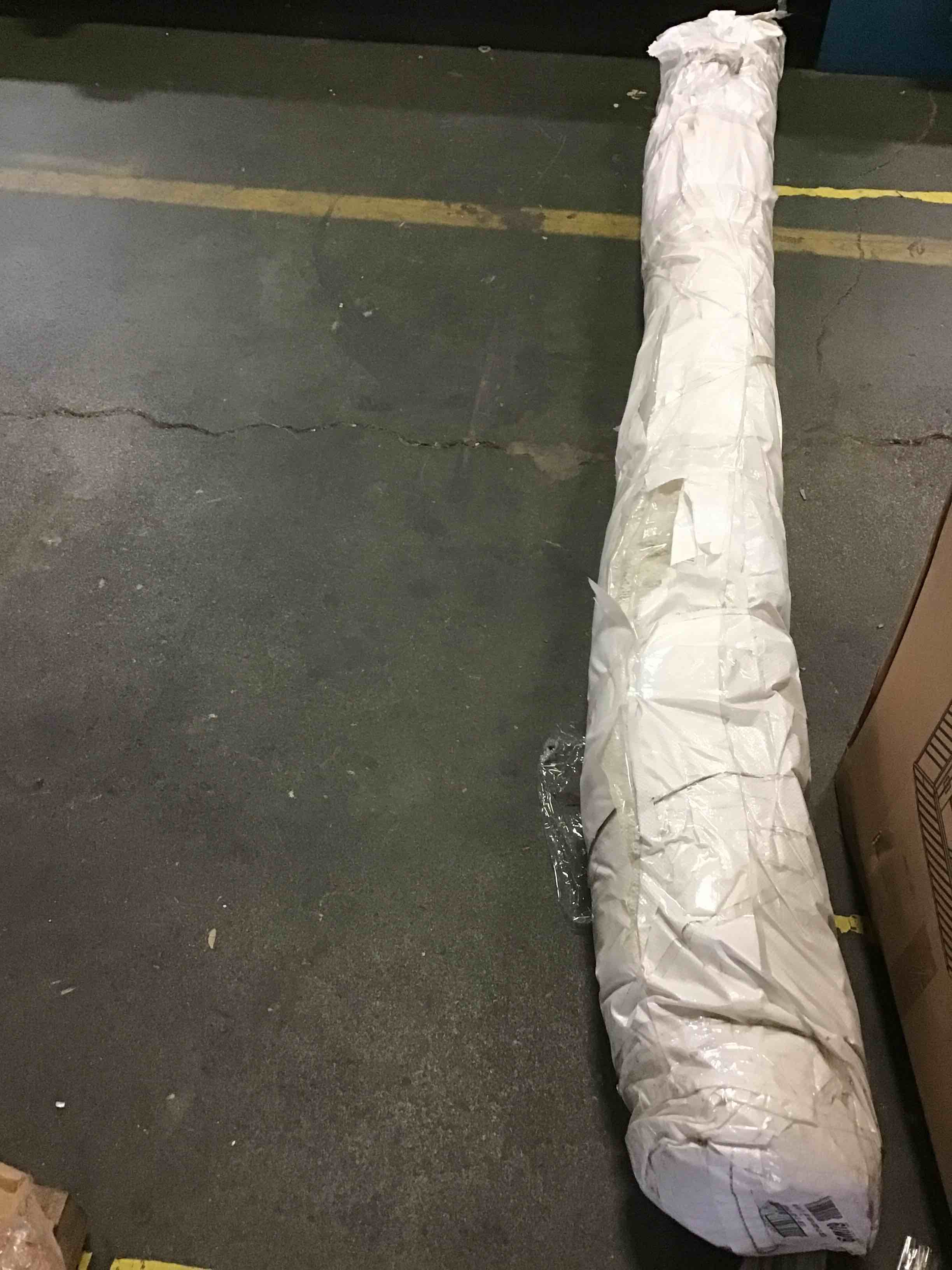 https://s3.amazonaws.com/lotting-images-prod/bidfta/BLU5407350_1695040401974.jpeg