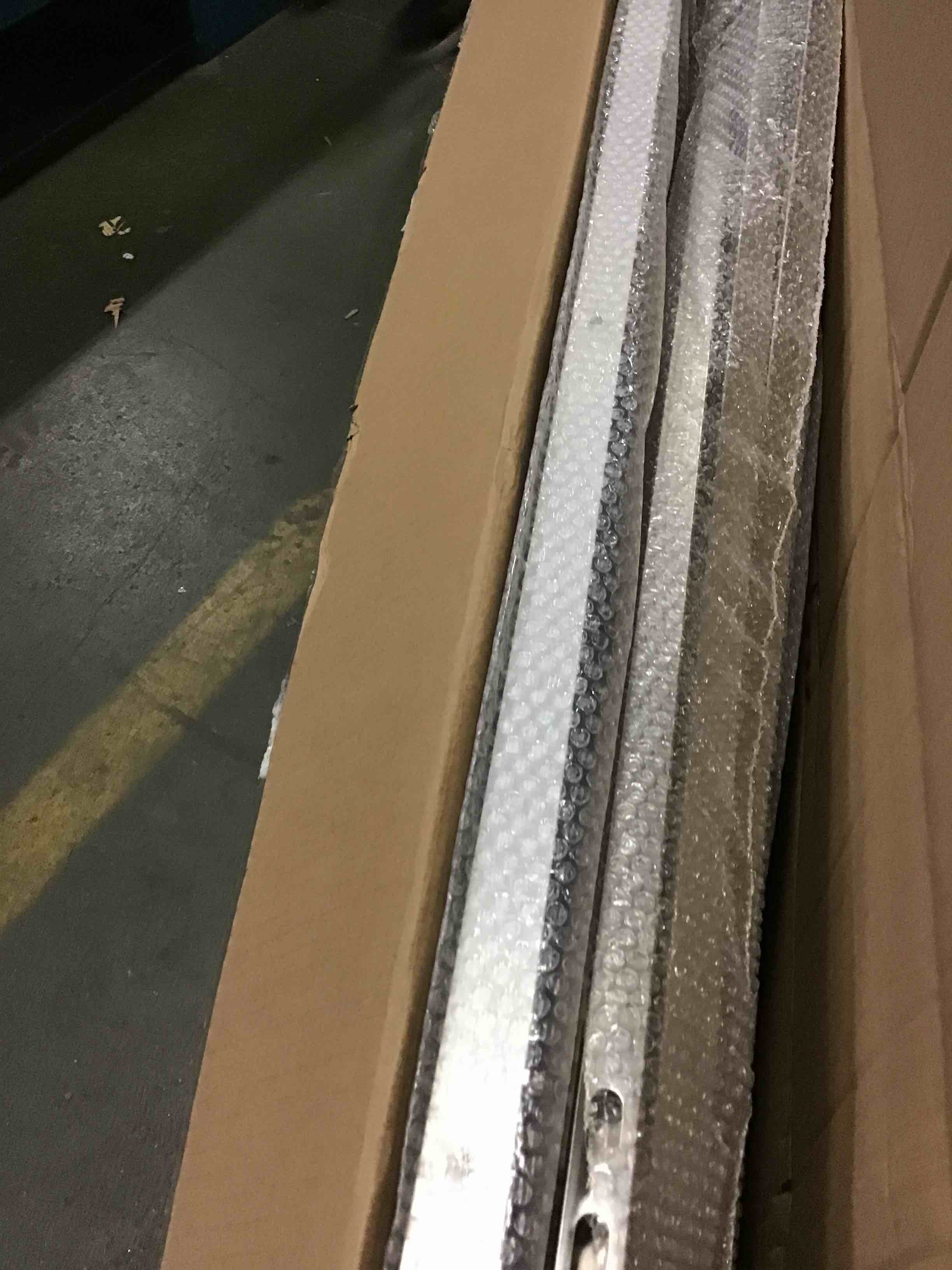 https://s3.amazonaws.com/lotting-images-prod/bidfta/BLU5407506_1695123338444.jpeg