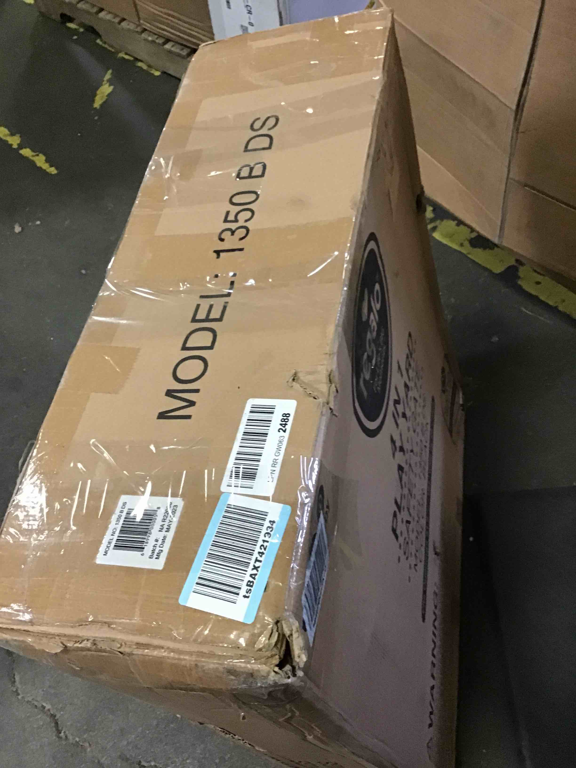 https://s3.amazonaws.com/lotting-images-prod/bidfta/BLU5407627_1695147425515.jpeg