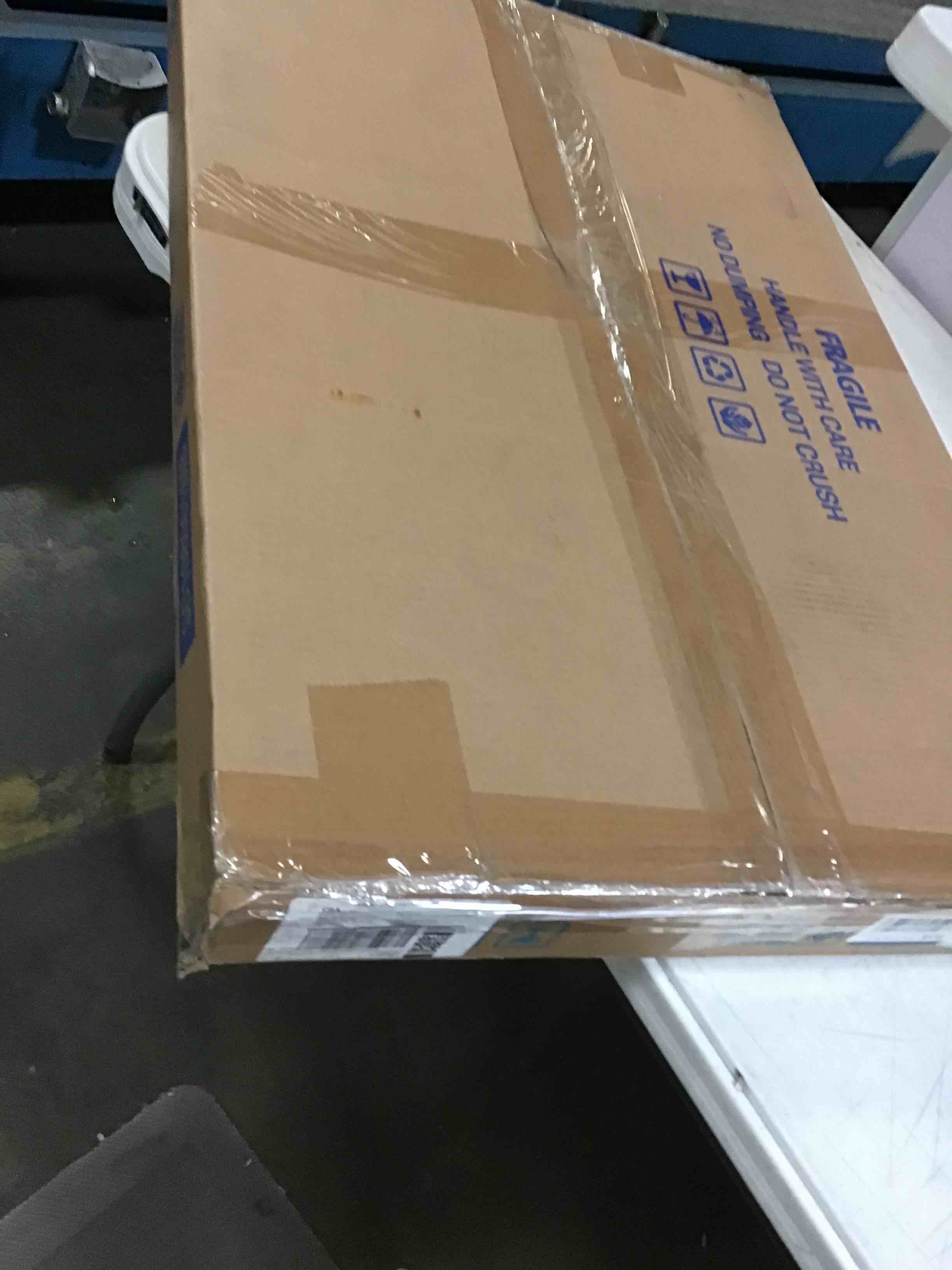 https://s3.amazonaws.com/lotting-images-prod/bidfta/BLU5407688_1695210852360.jpeg