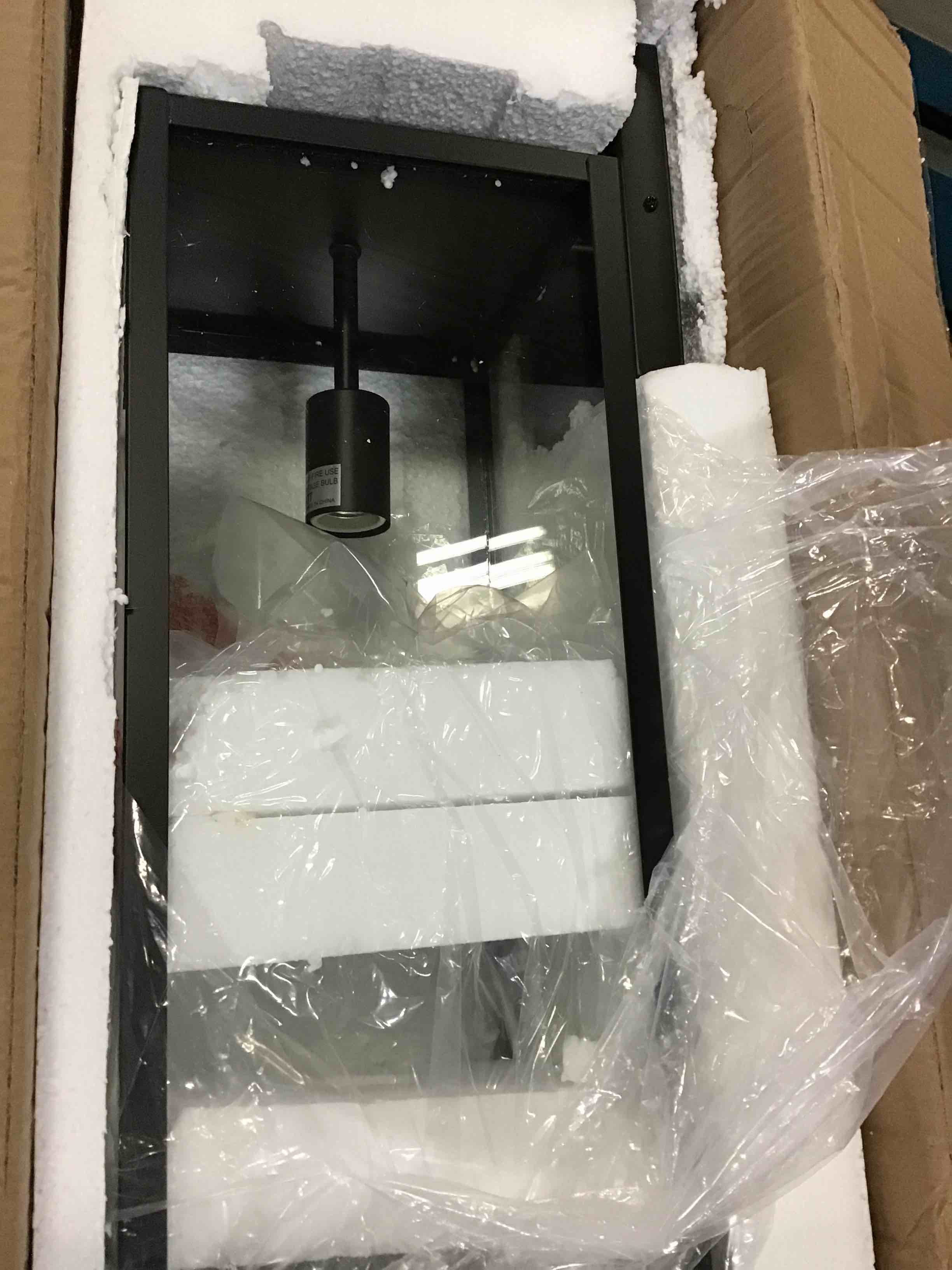 https://s3.amazonaws.com/lotting-images-prod/bidfta/BLU5407816_1695234298849.jpeg