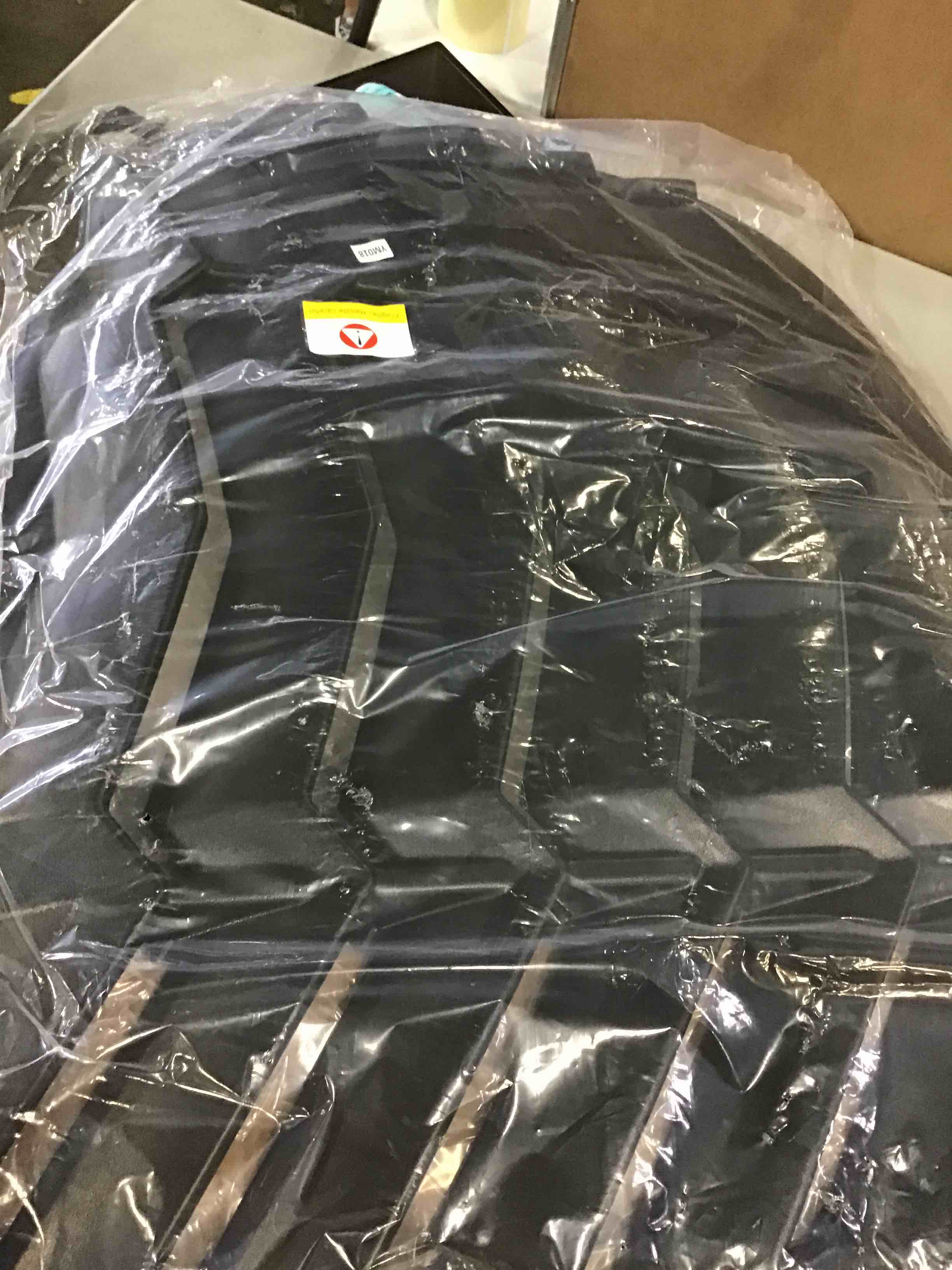 https://s3.amazonaws.com/lotting-images-prod/bidfta/BLU5407928_1695318040957.jpeg