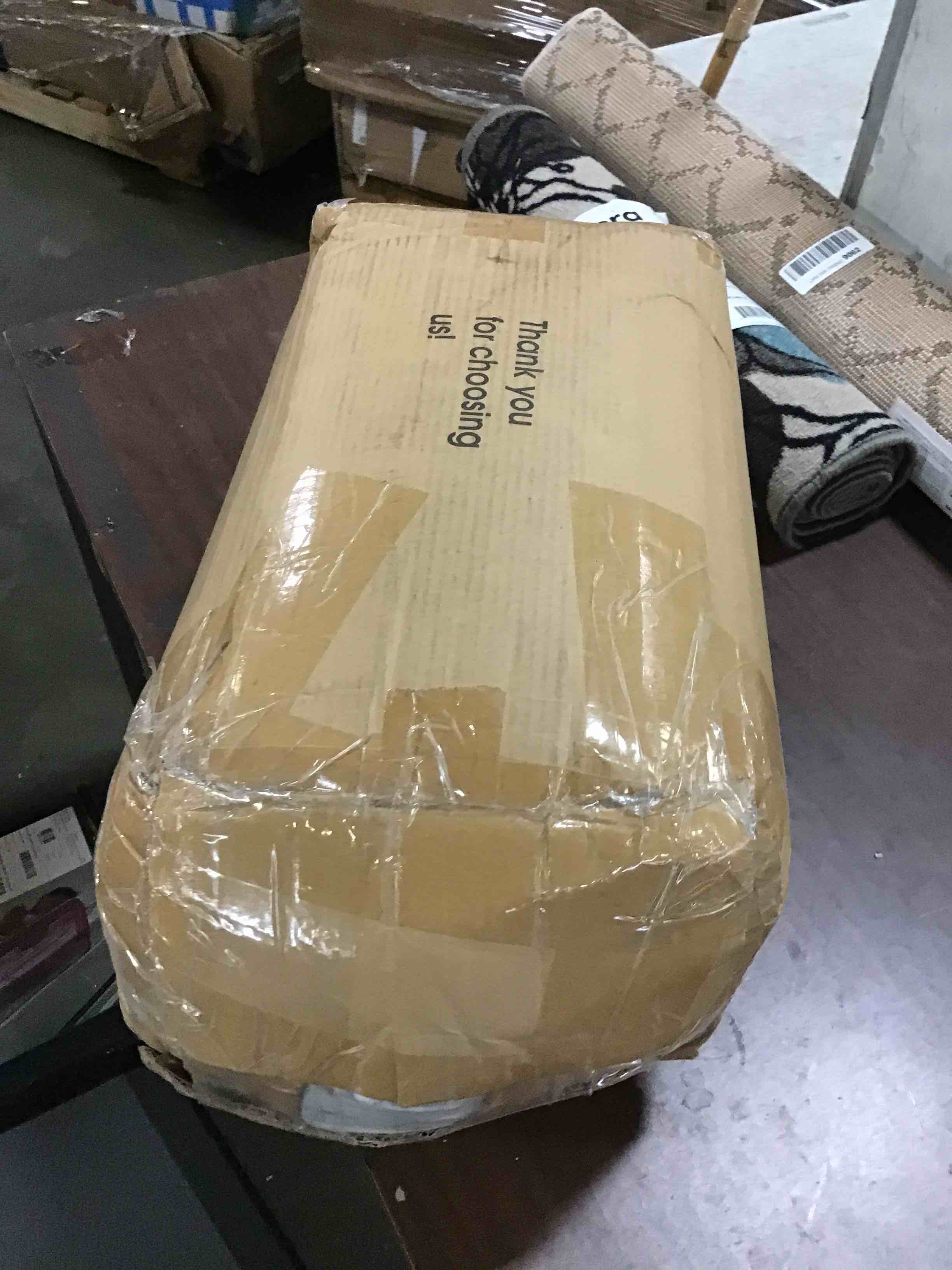 https://s3.amazonaws.com/lotting-images-prod/bidfta/BLU5411075_1690467571676.jpeg