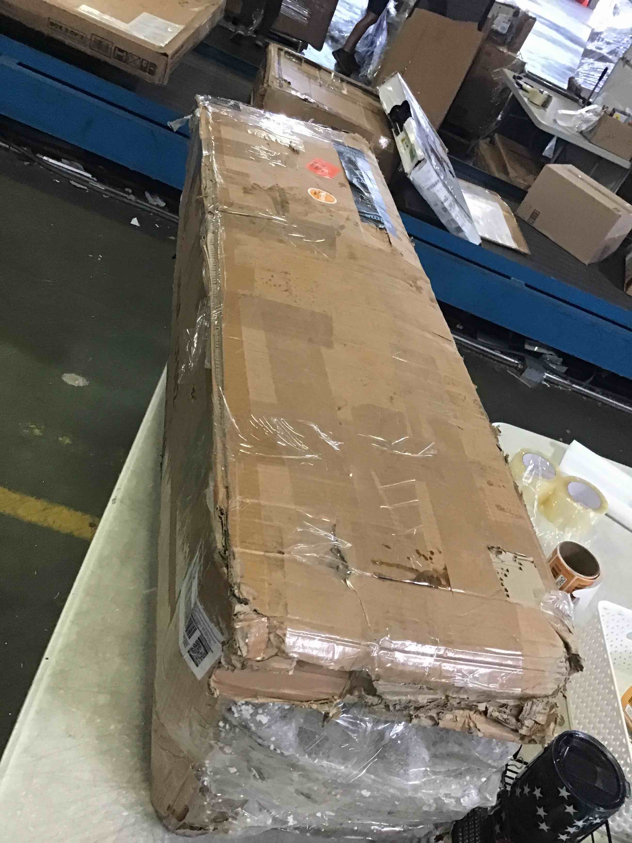 https://s3.amazonaws.com/lotting-images-prod/bidfta/BLU5411665_1691084532654.jpeg