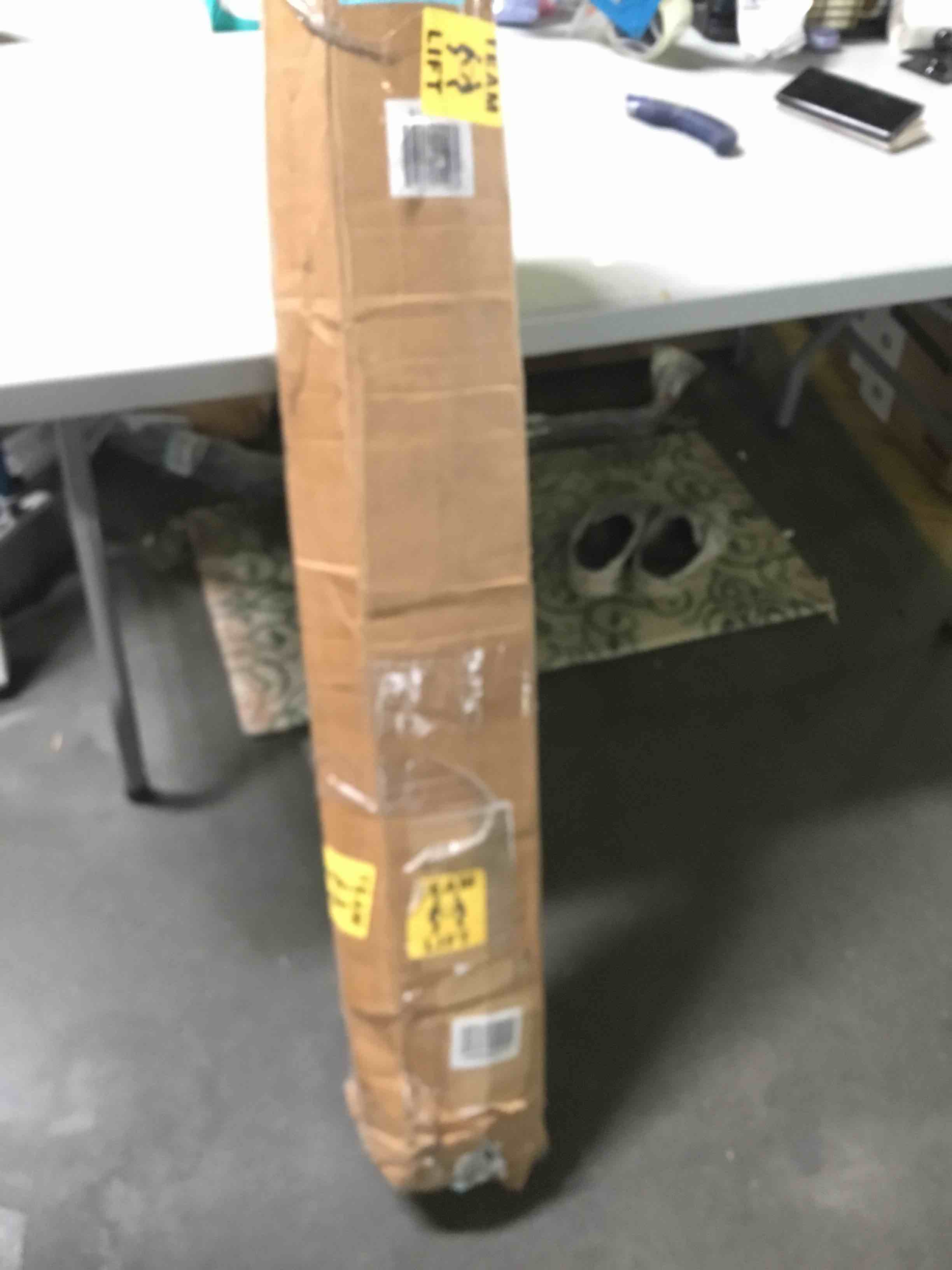 https://s3.amazonaws.com/lotting-images-prod/bidfta/BLU5412012_1691517837569.jpeg