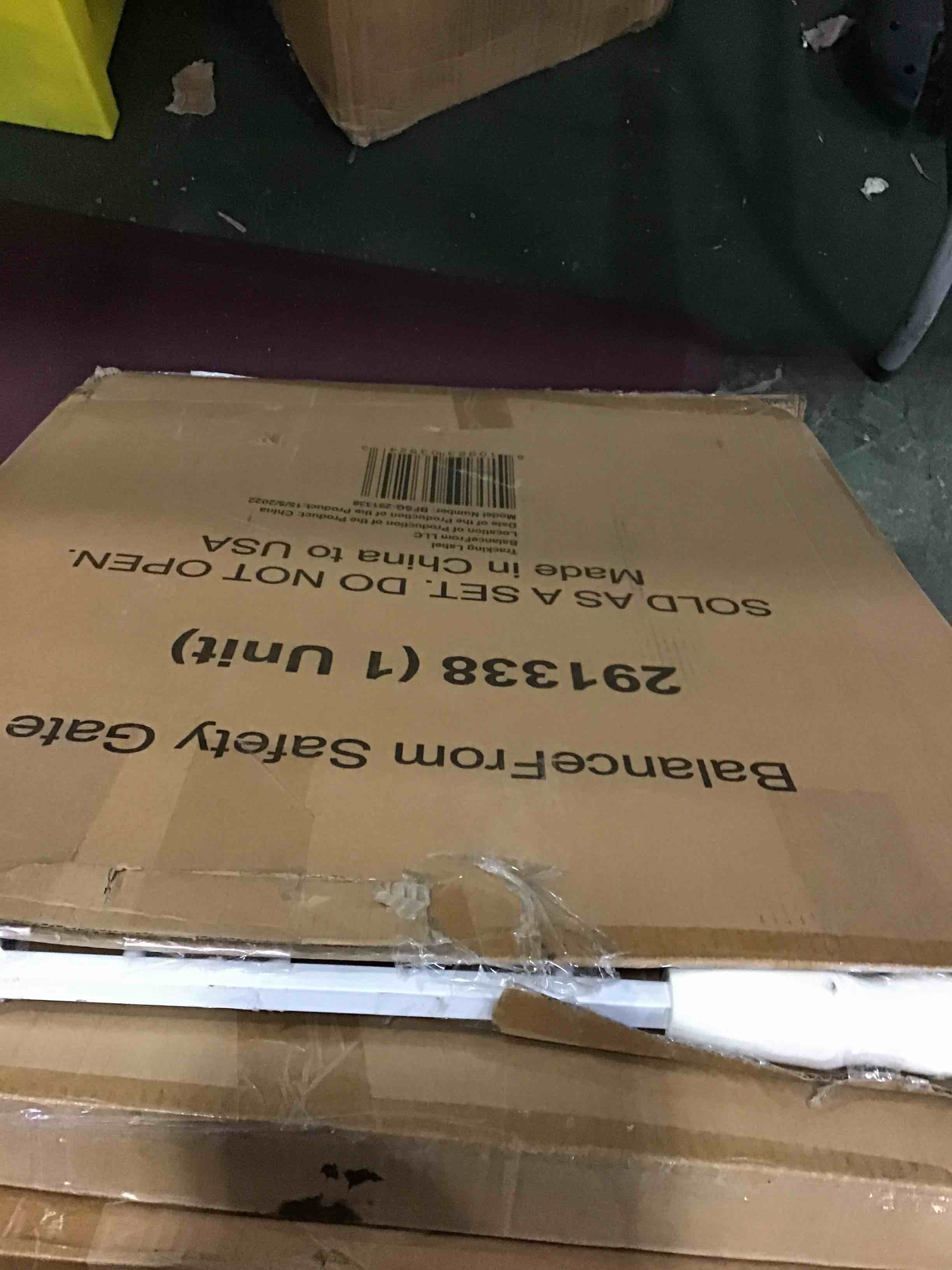 https://s3.amazonaws.com/lotting-images-prod/bidfta/BLU5412215_1691611389362.jpeg