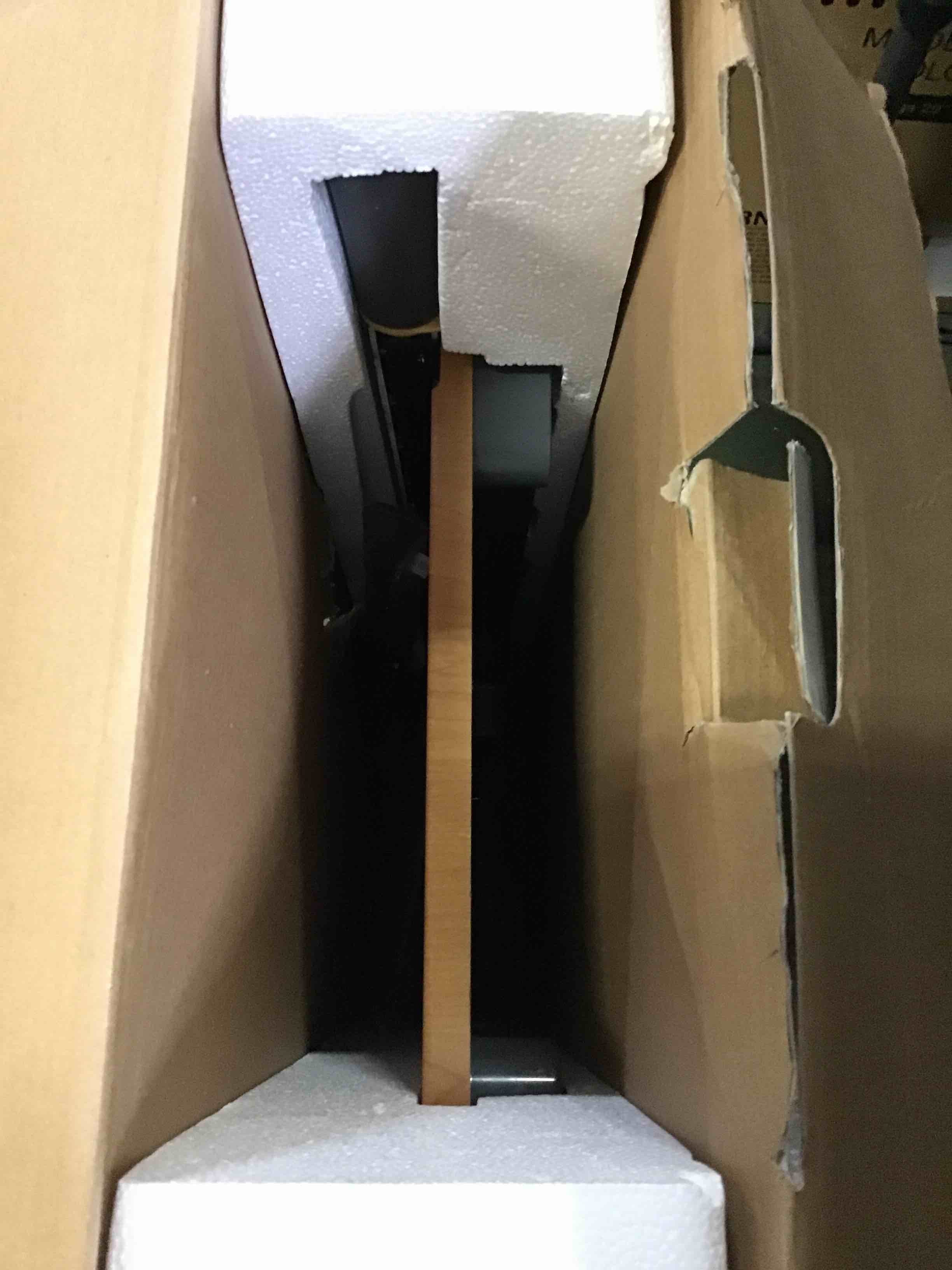 https://s3.amazonaws.com/lotting-images-prod/bidfta/BLU5412305_1691679228523.jpeg