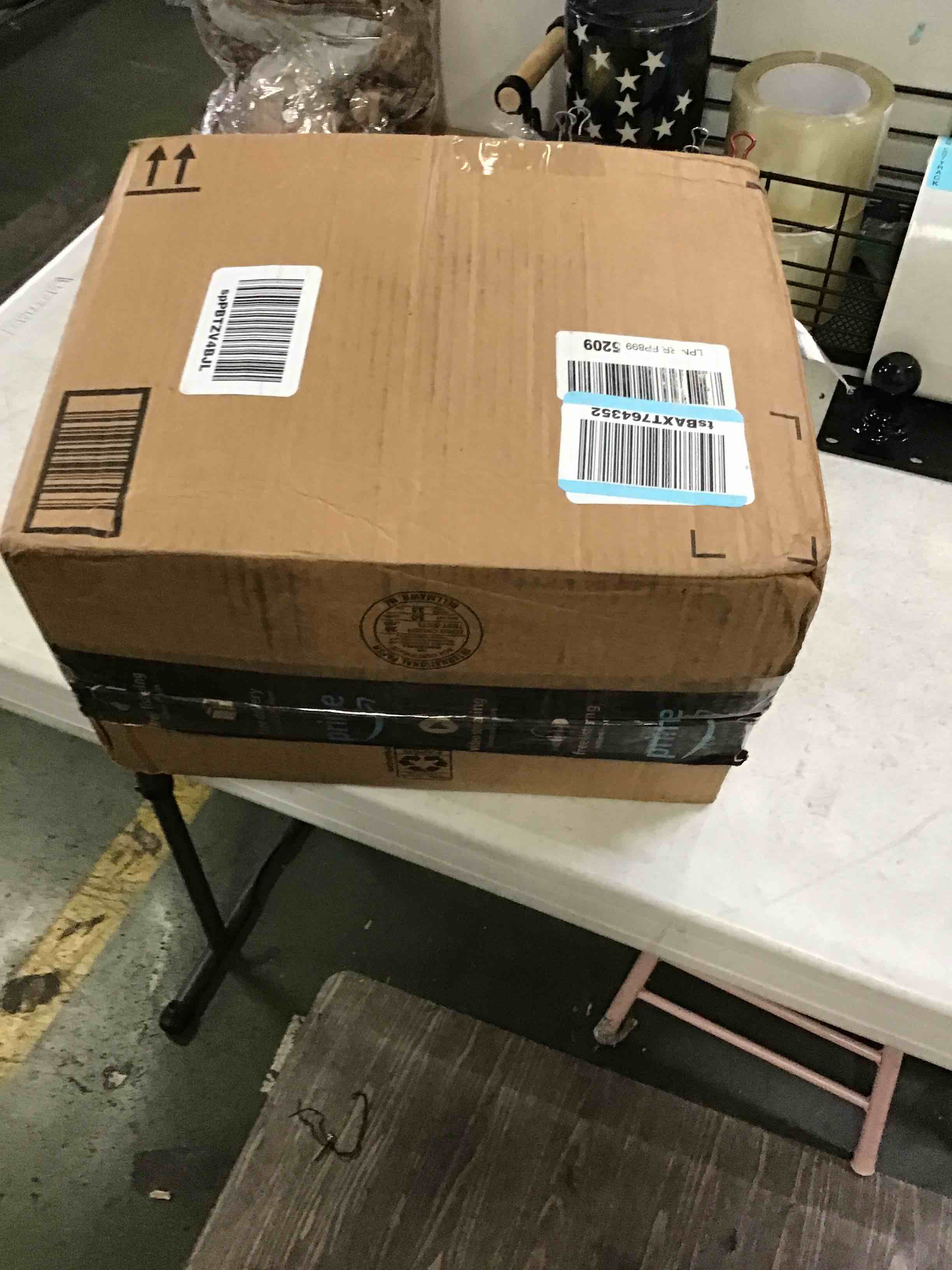 https://s3.amazonaws.com/lotting-images-prod/bidfta/BLU5412382_1691690756548.jpeg