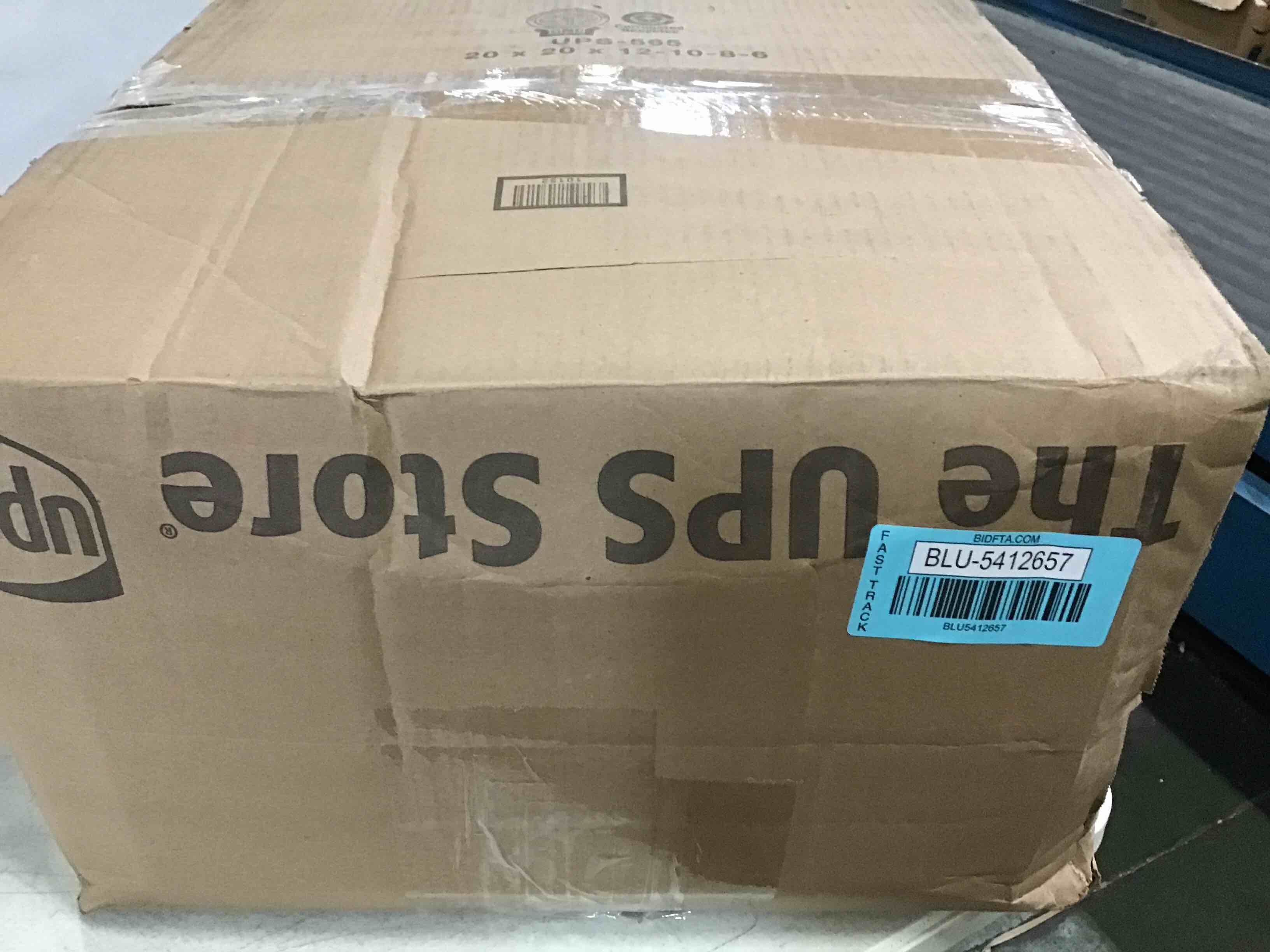 https://s3.amazonaws.com/lotting-images-prod/bidfta/BLU5412657_1690309298796.jpeg