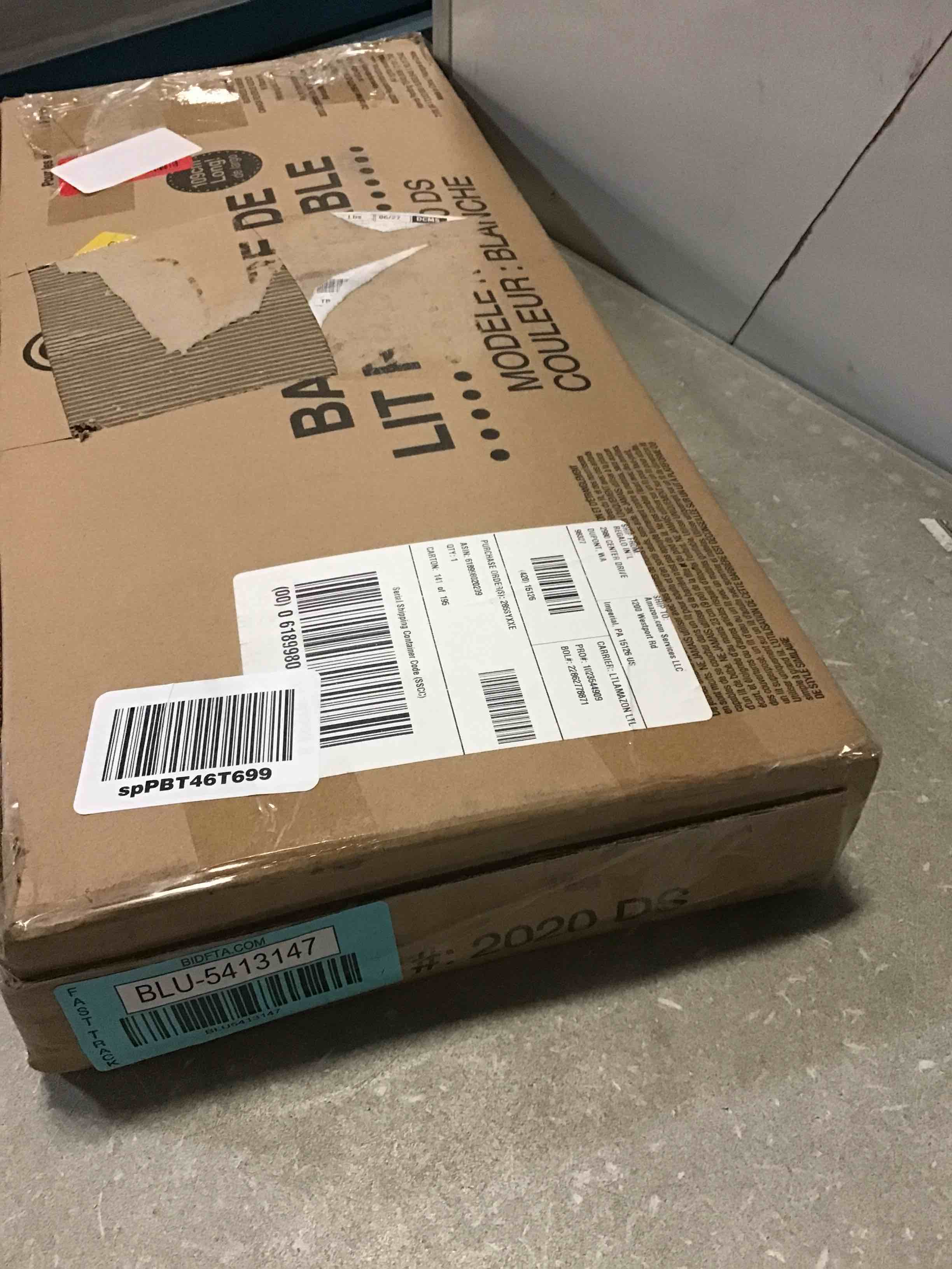 https://s3.amazonaws.com/lotting-images-prod/bidfta/BLU5413147_1690545195017.jpeg