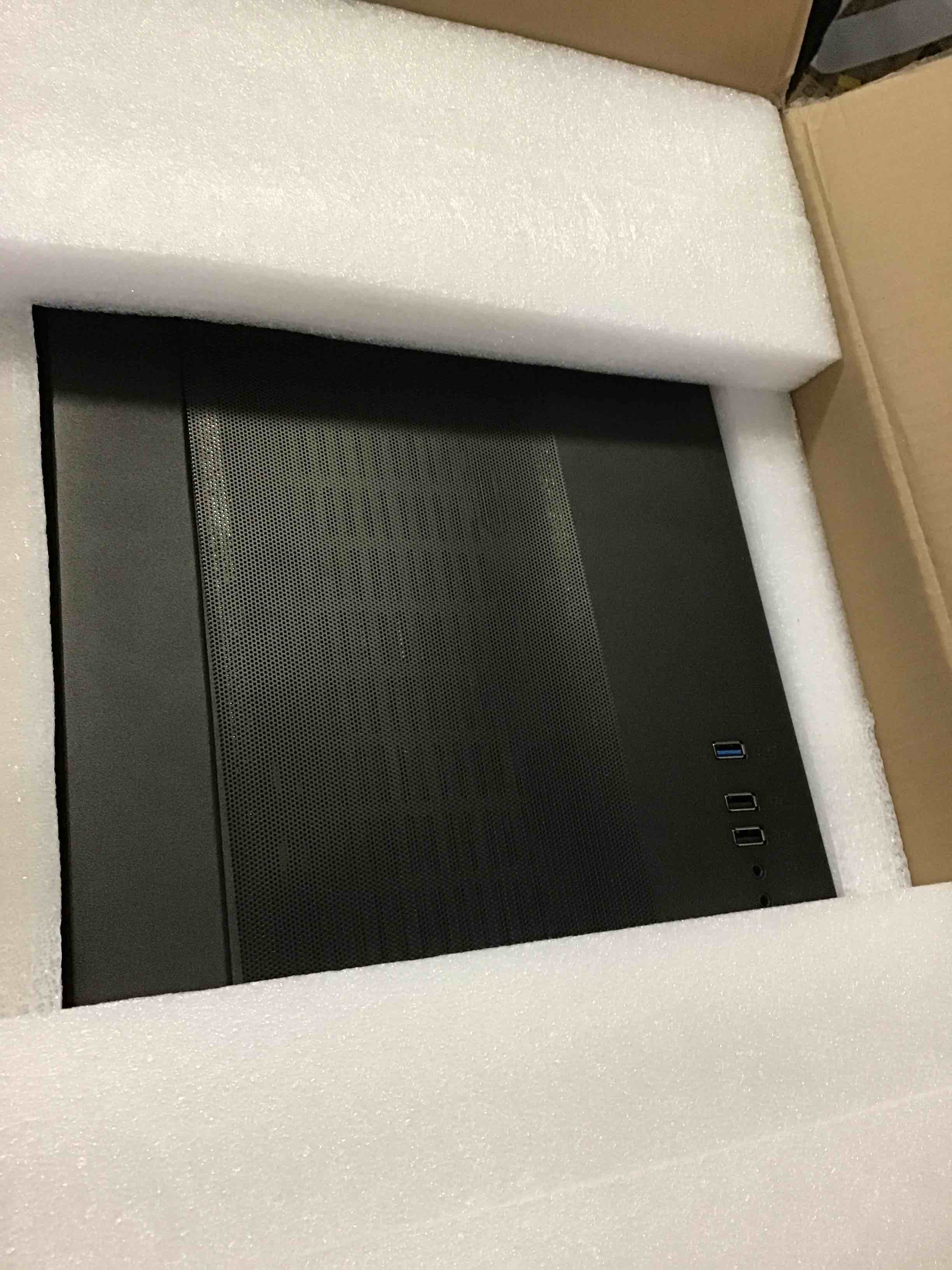 https://s3.amazonaws.com/lotting-images-prod/bidfta/BLU5413458_1690907871075.jpeg