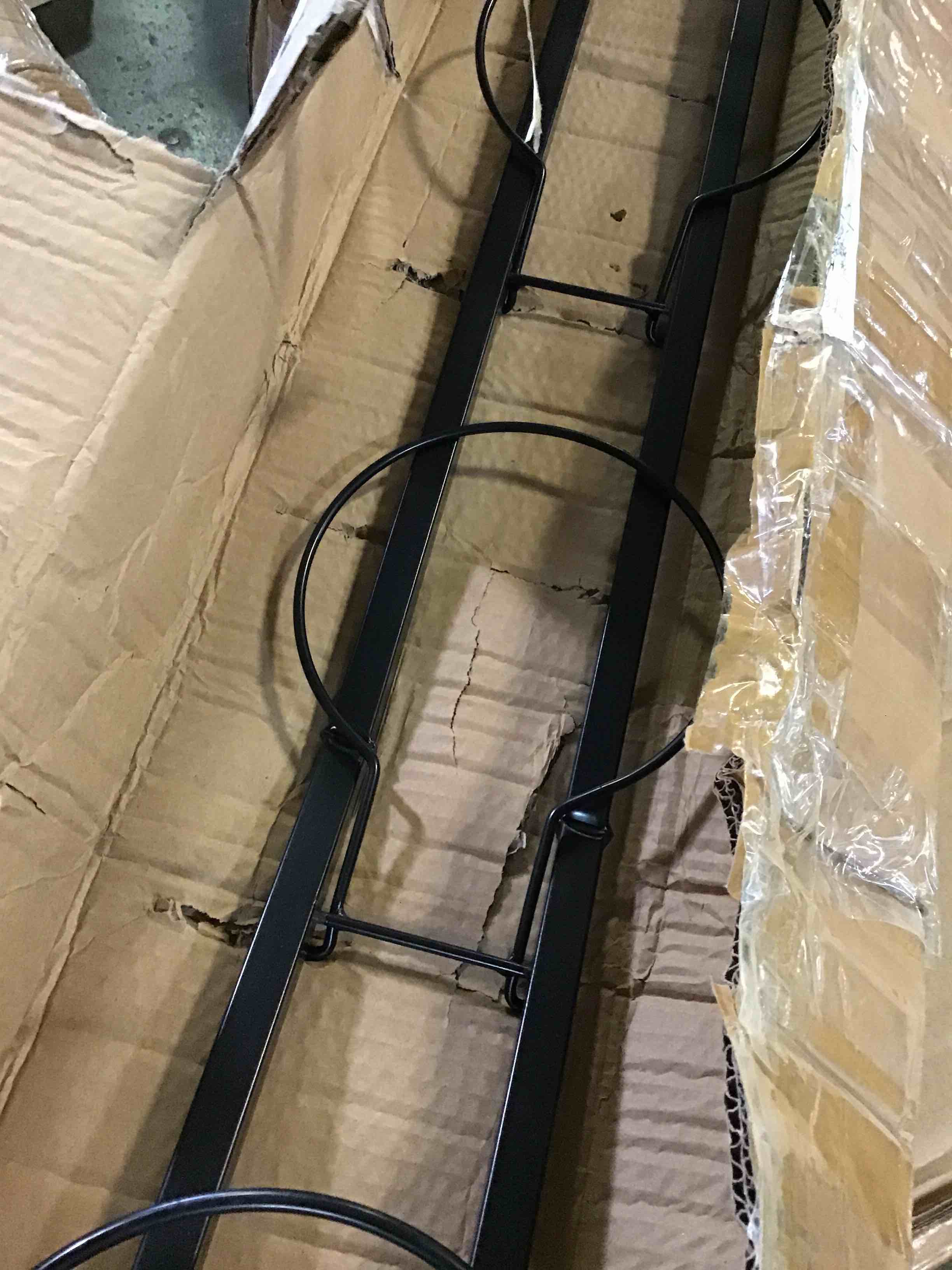 https://s3.amazonaws.com/lotting-images-prod/bidfta/BLU5413854_1691085898989.jpeg