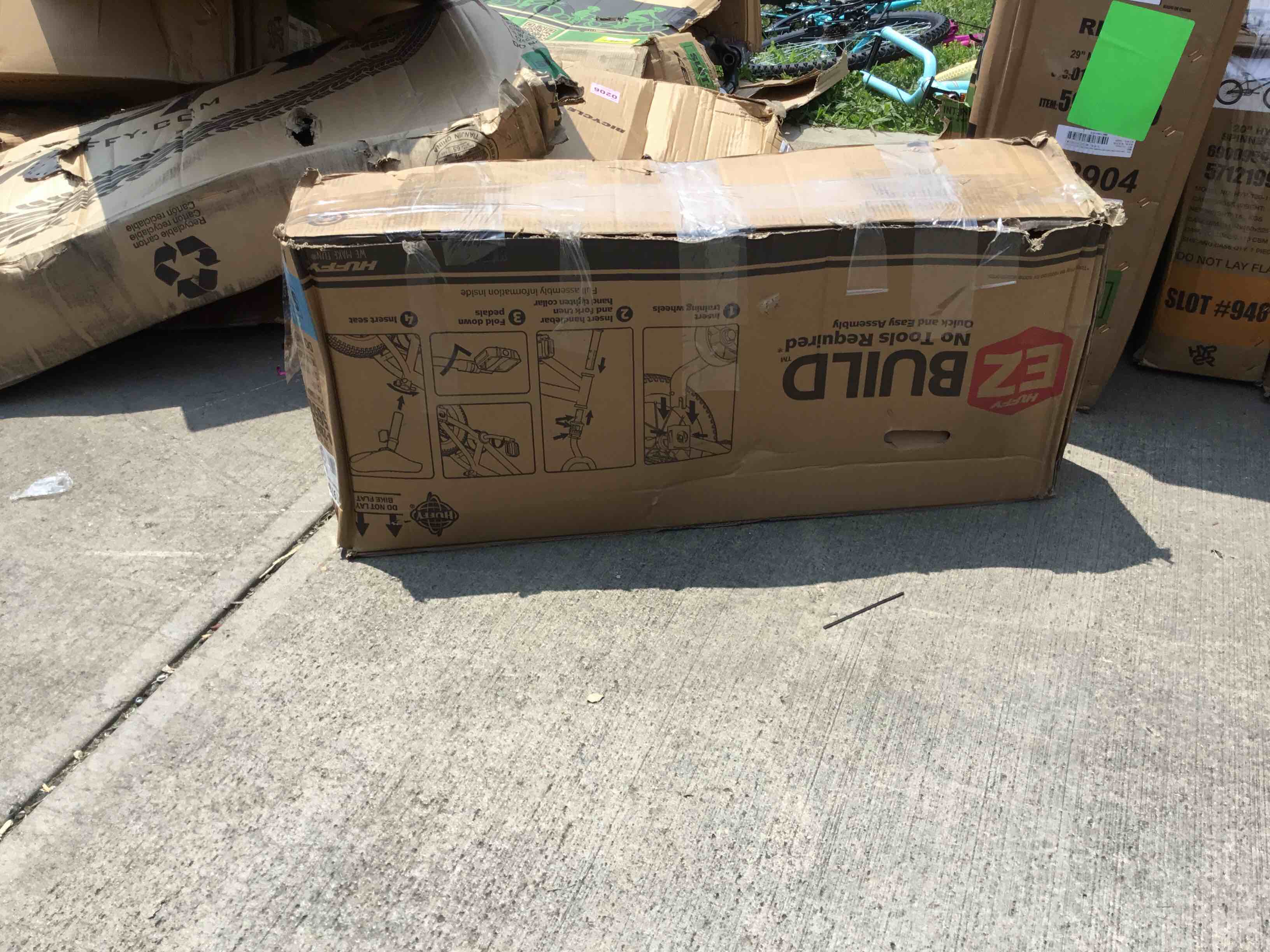 https://s3.amazonaws.com/lotting-images-prod/bidfta/BLU5415732_1690911039940.jpeg