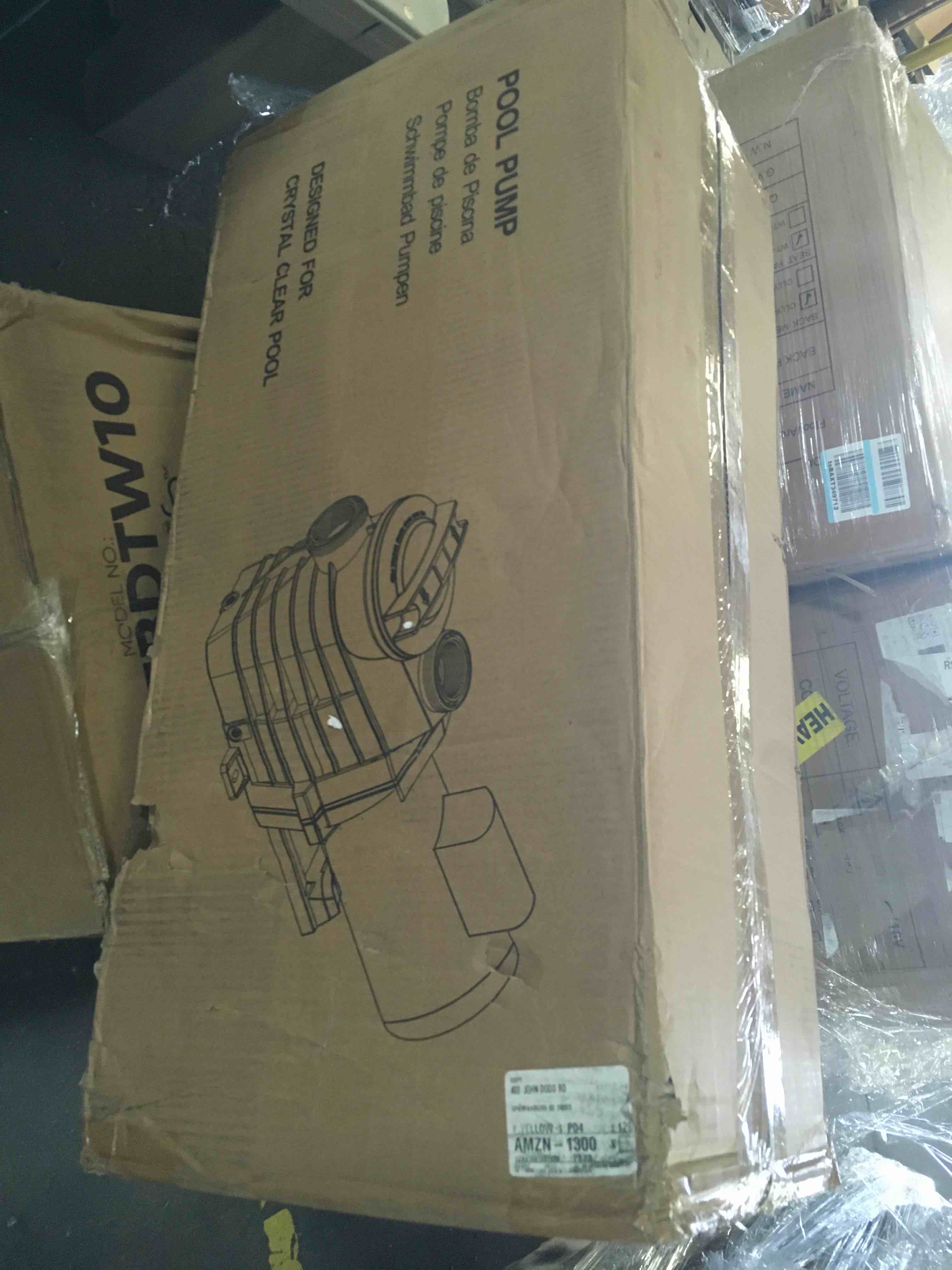 https://s3.amazonaws.com/lotting-images-prod/bidfta/BLU5416928_1701200638202.jpeg