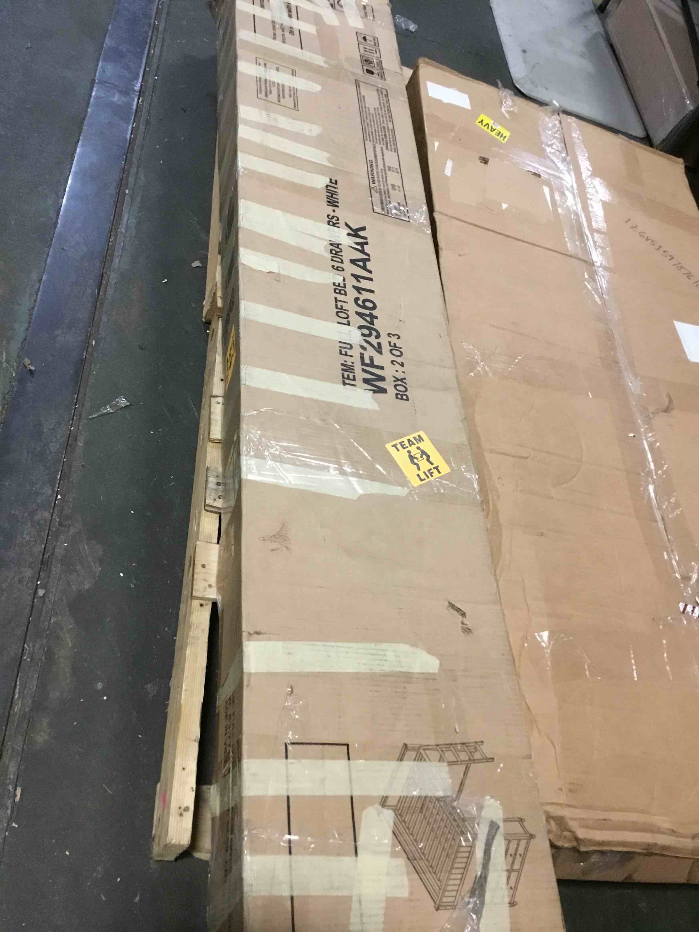 https://s3.amazonaws.com/lotting-images-prod/bidfta/BLU5418461_1690199306641.jpeg