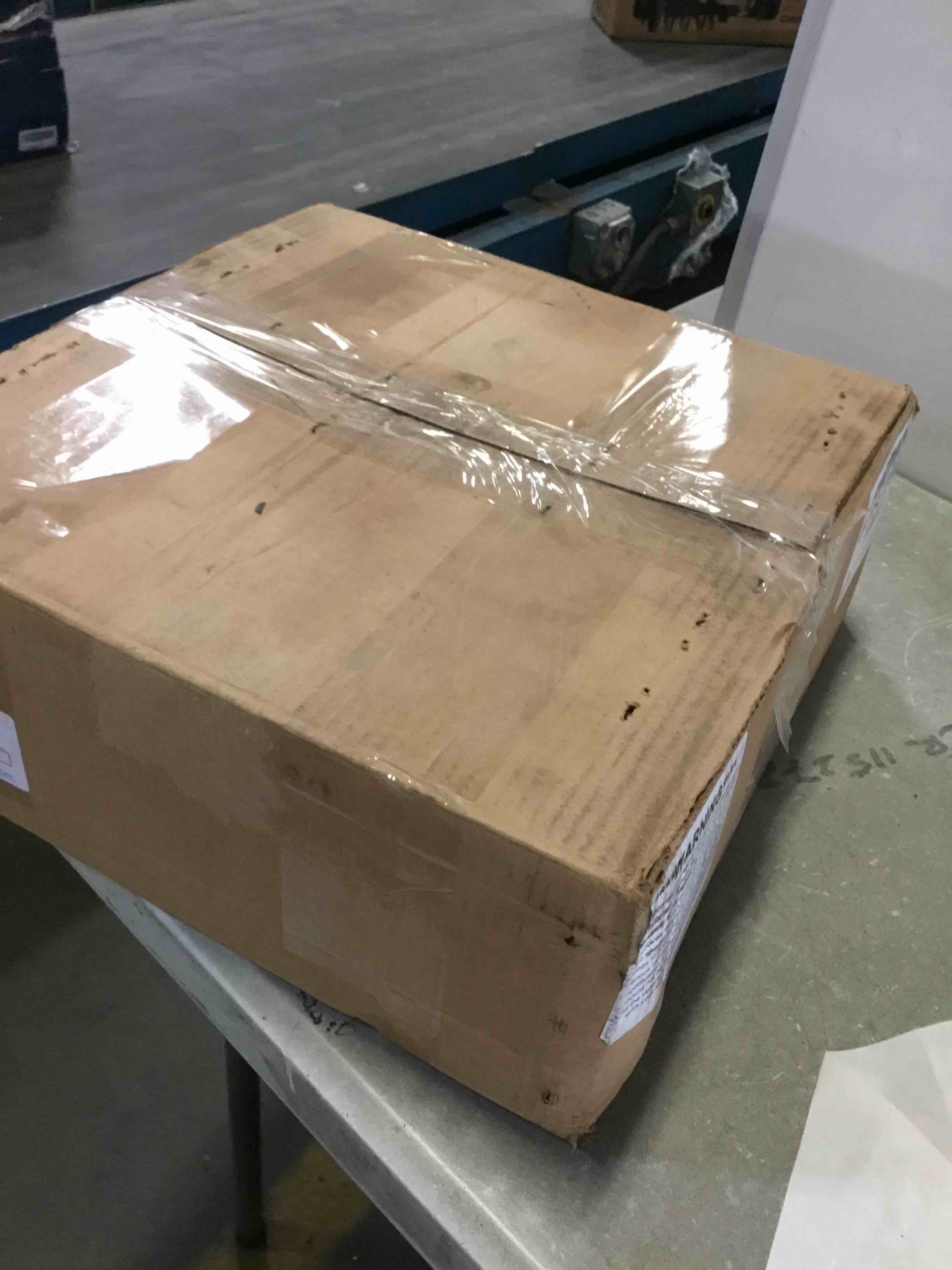 https://s3.amazonaws.com/lotting-images-prod/bidfta/BLU5418884_1690297922412.jpeg