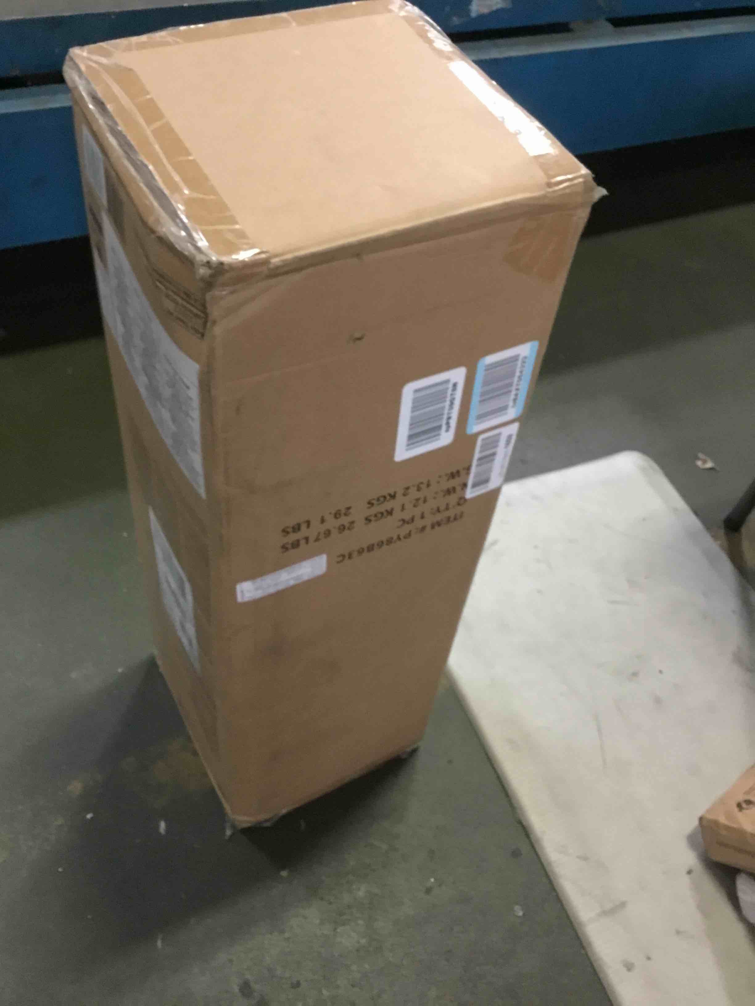 https://s3.amazonaws.com/lotting-images-prod/bidfta/BLU5418987_1690310419133.jpeg