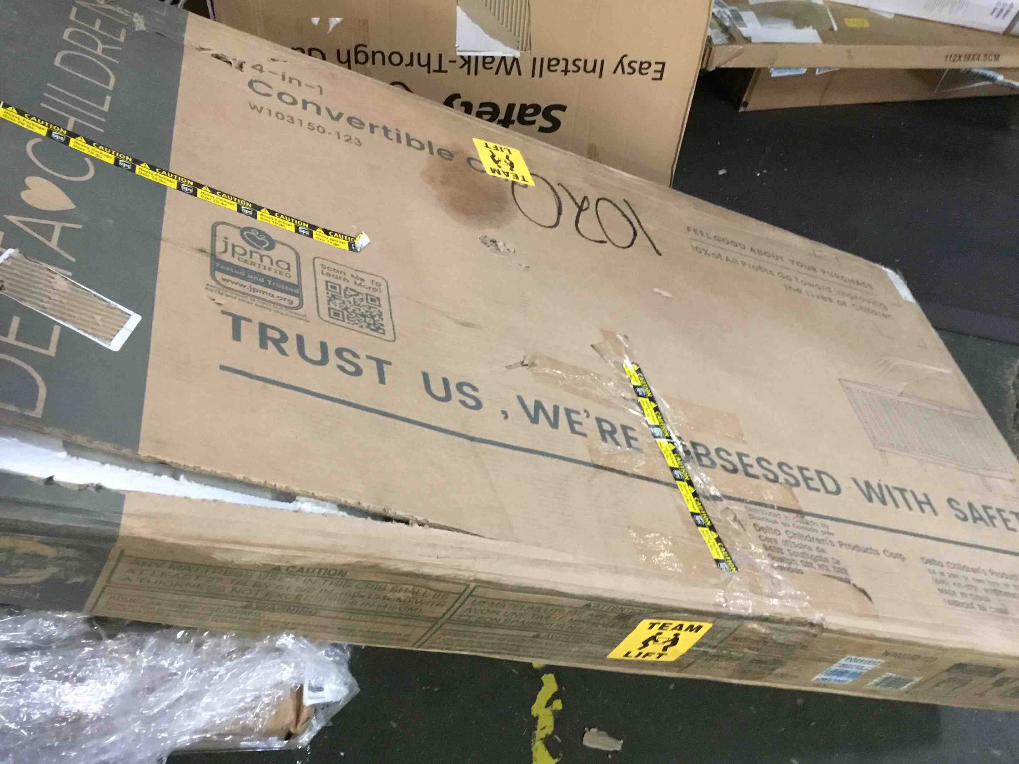 https://s3.amazonaws.com/lotting-images-prod/bidfta/BLU5419204_1690386007556.jpeg