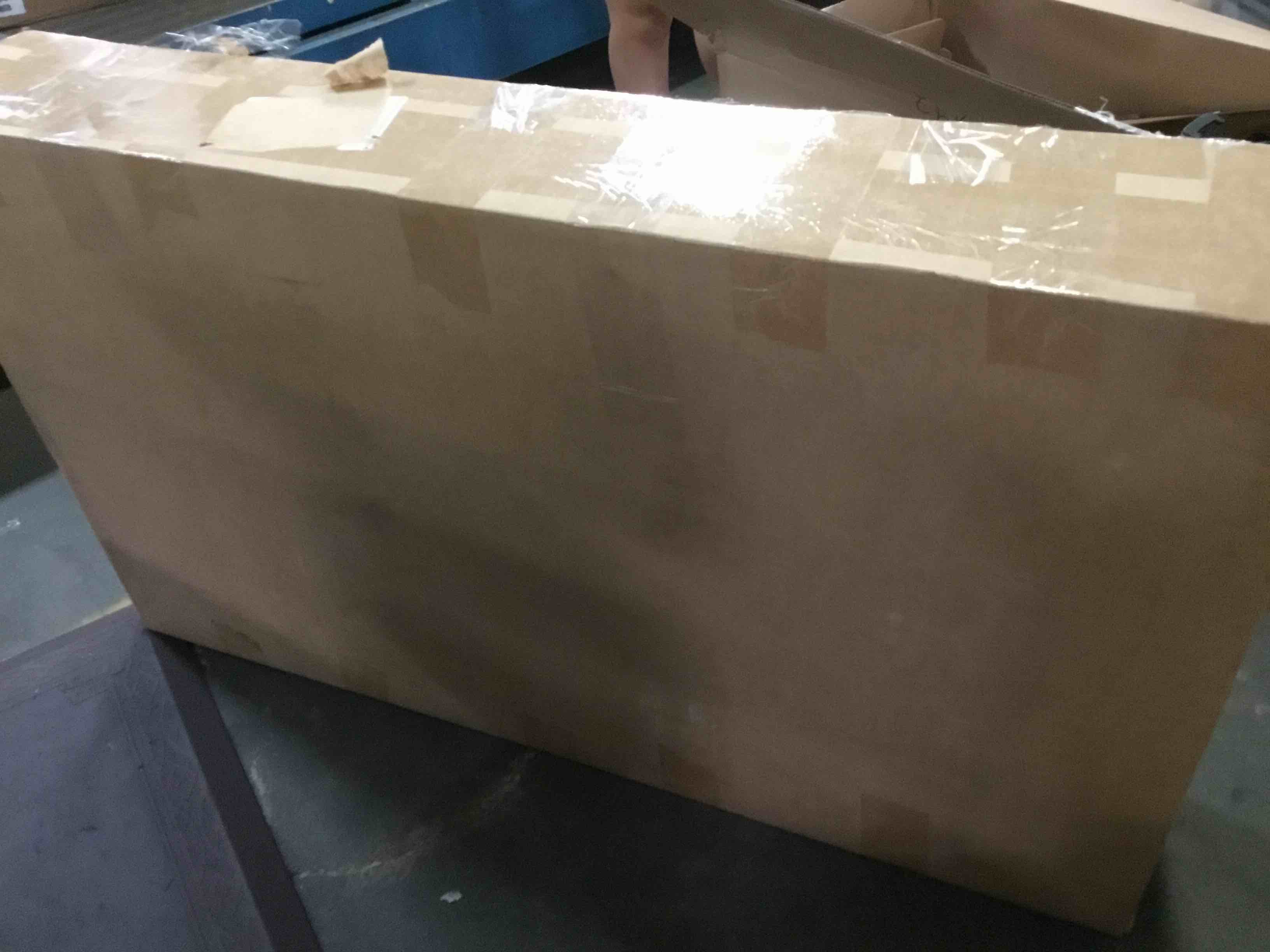https://s3.amazonaws.com/lotting-images-prod/bidfta/BLU5419253_1690392968716.jpeg