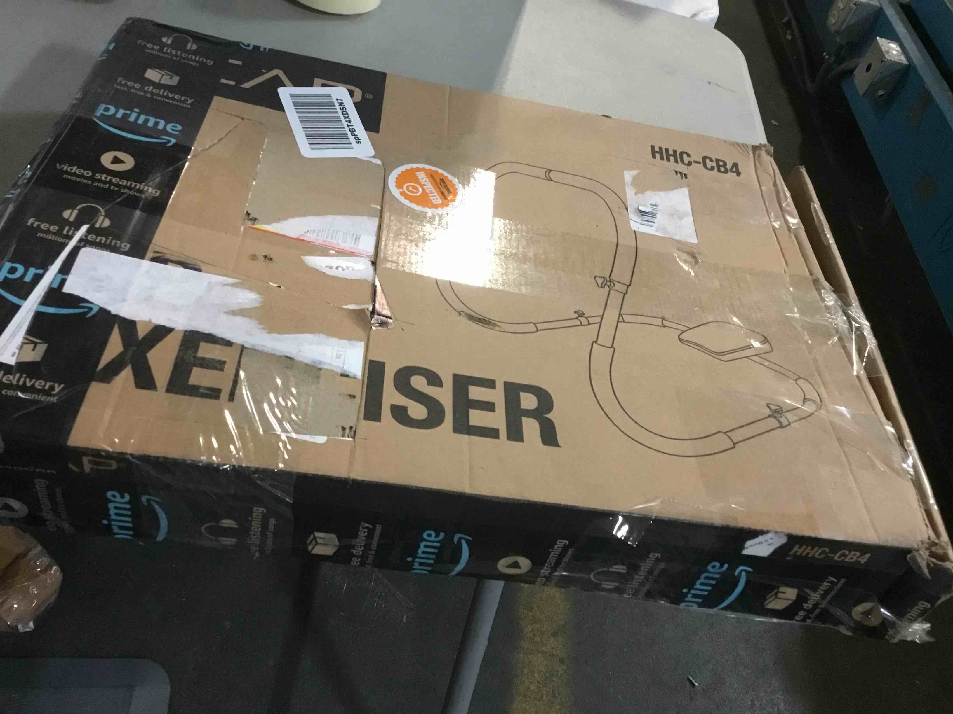 https://s3.amazonaws.com/lotting-images-prod/bidfta/BLU5419700_1690546440706.jpeg
