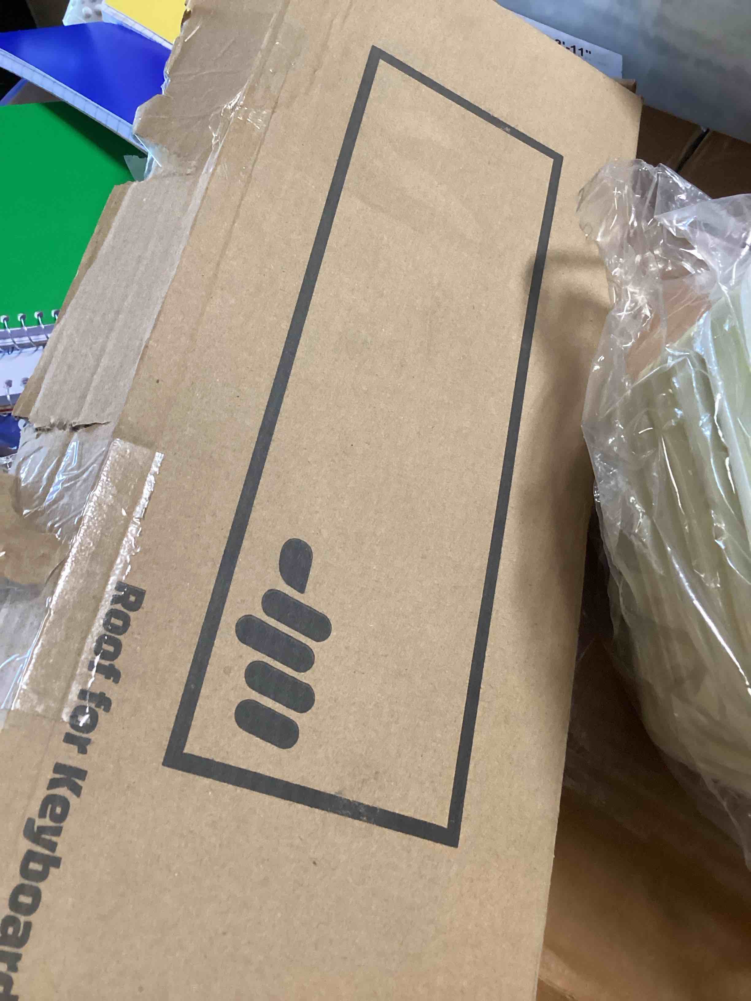 https://s3.amazonaws.com/lotting-images-prod/bidfta/BLU5423068_1702486008699.jpeg