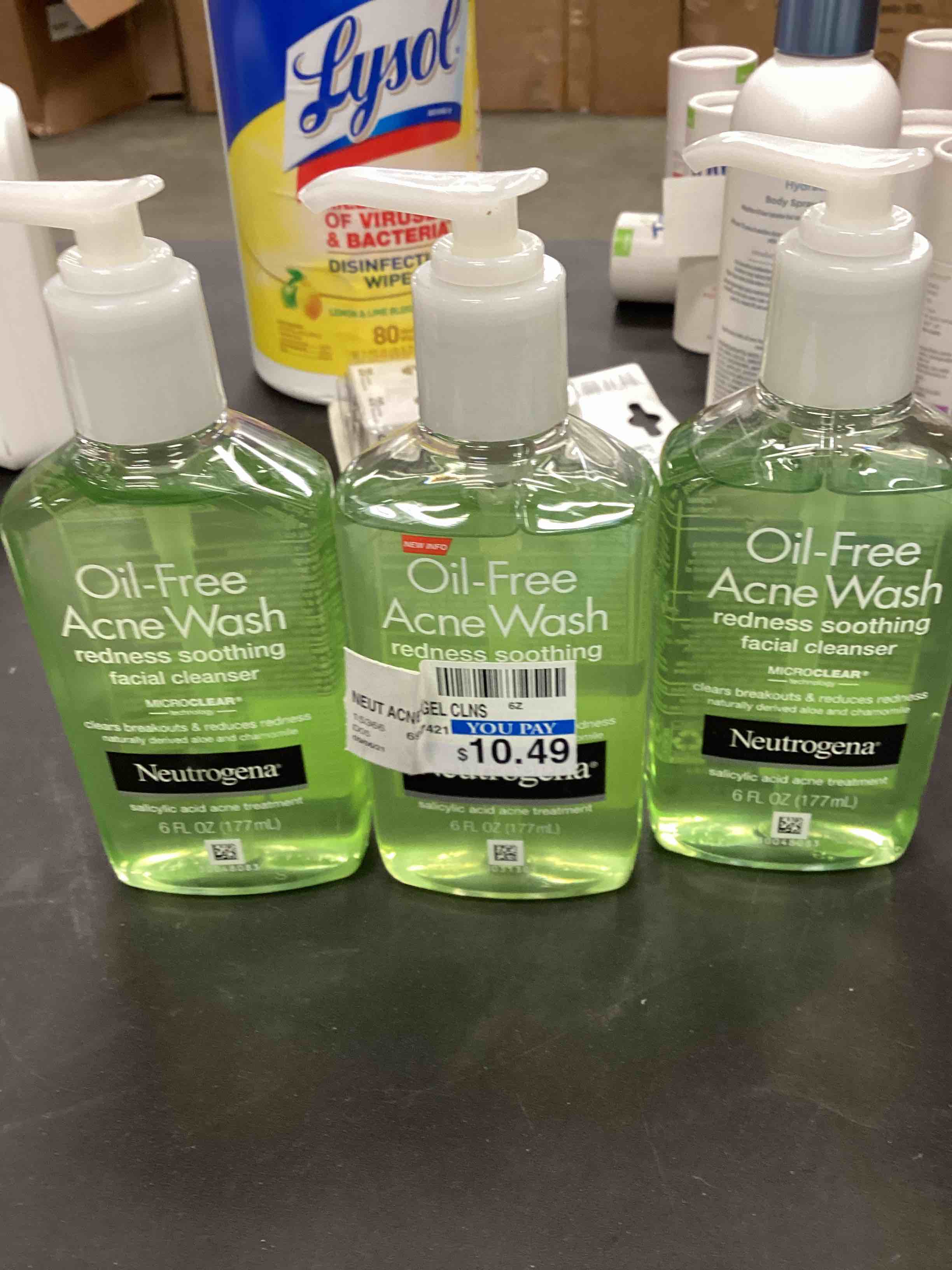 Neutrogena Salicylic Acid Facial Cleanser for Redness 6 fl. oz