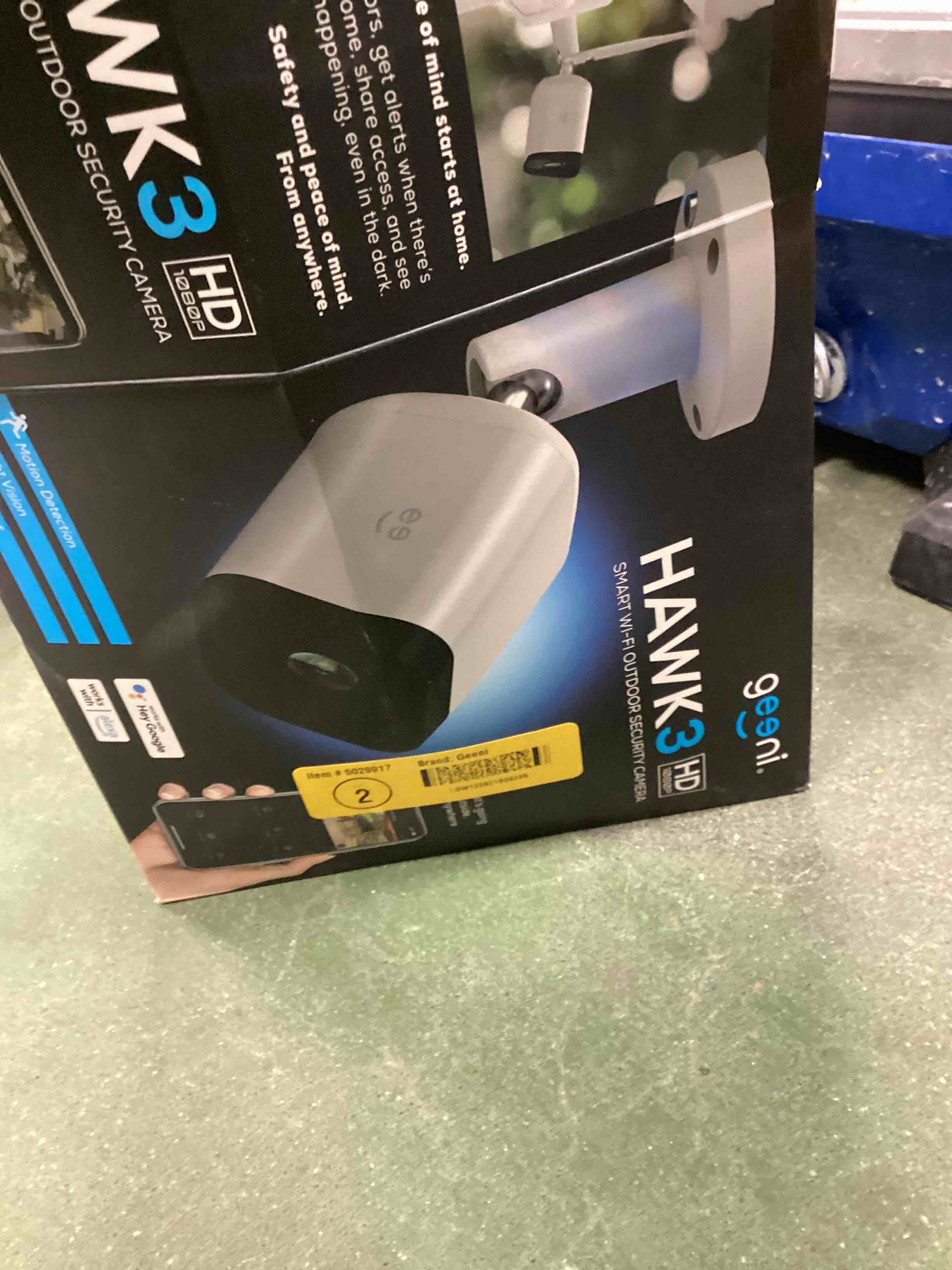 https://s3.amazonaws.com/lotting-images-prod/bidfta/BLU5424659_1715680692788.jpeg