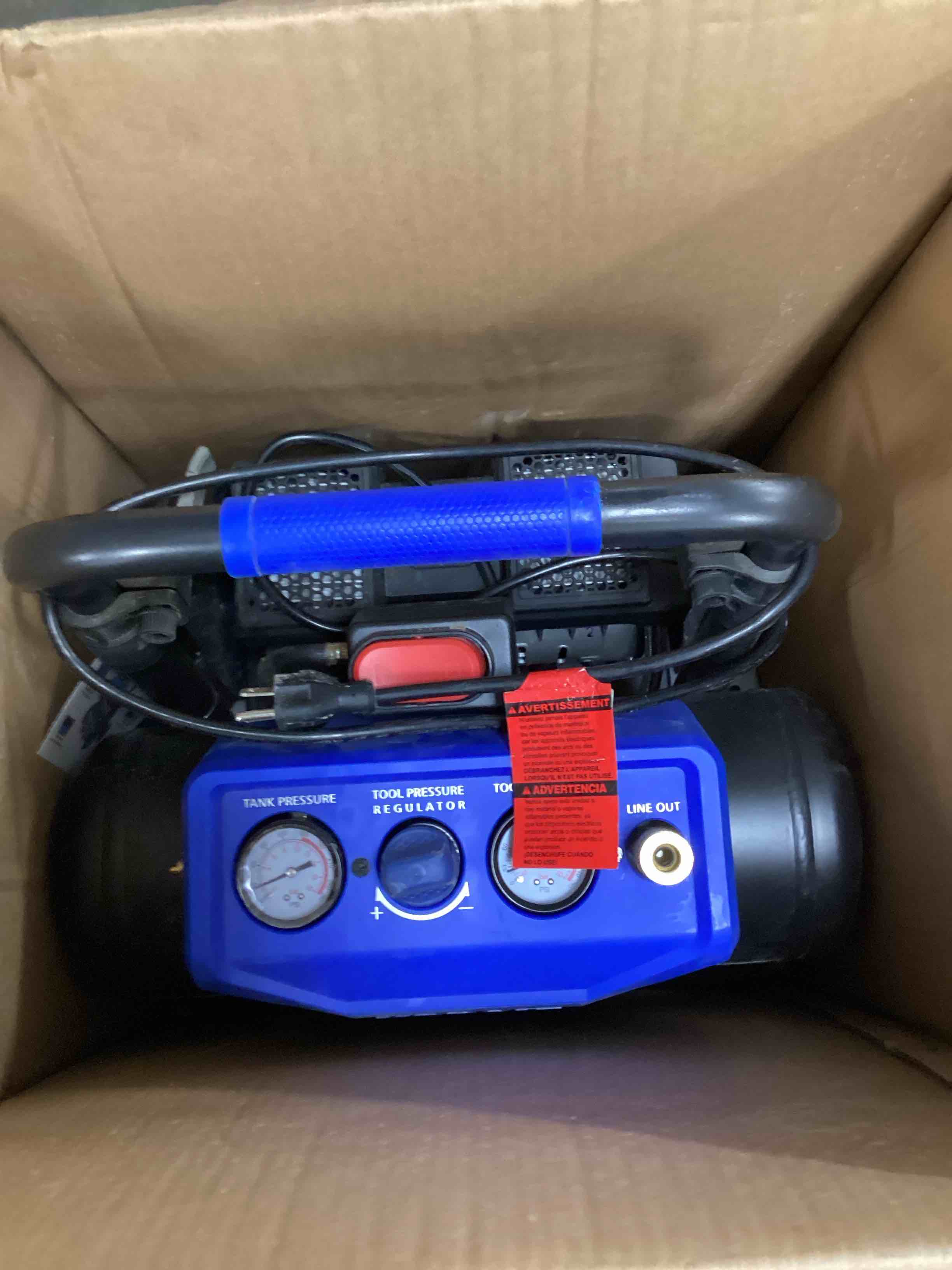 https://s3.amazonaws.com/lotting-images-prod/bidfta/BLU5424697_1716294400612.jpeg