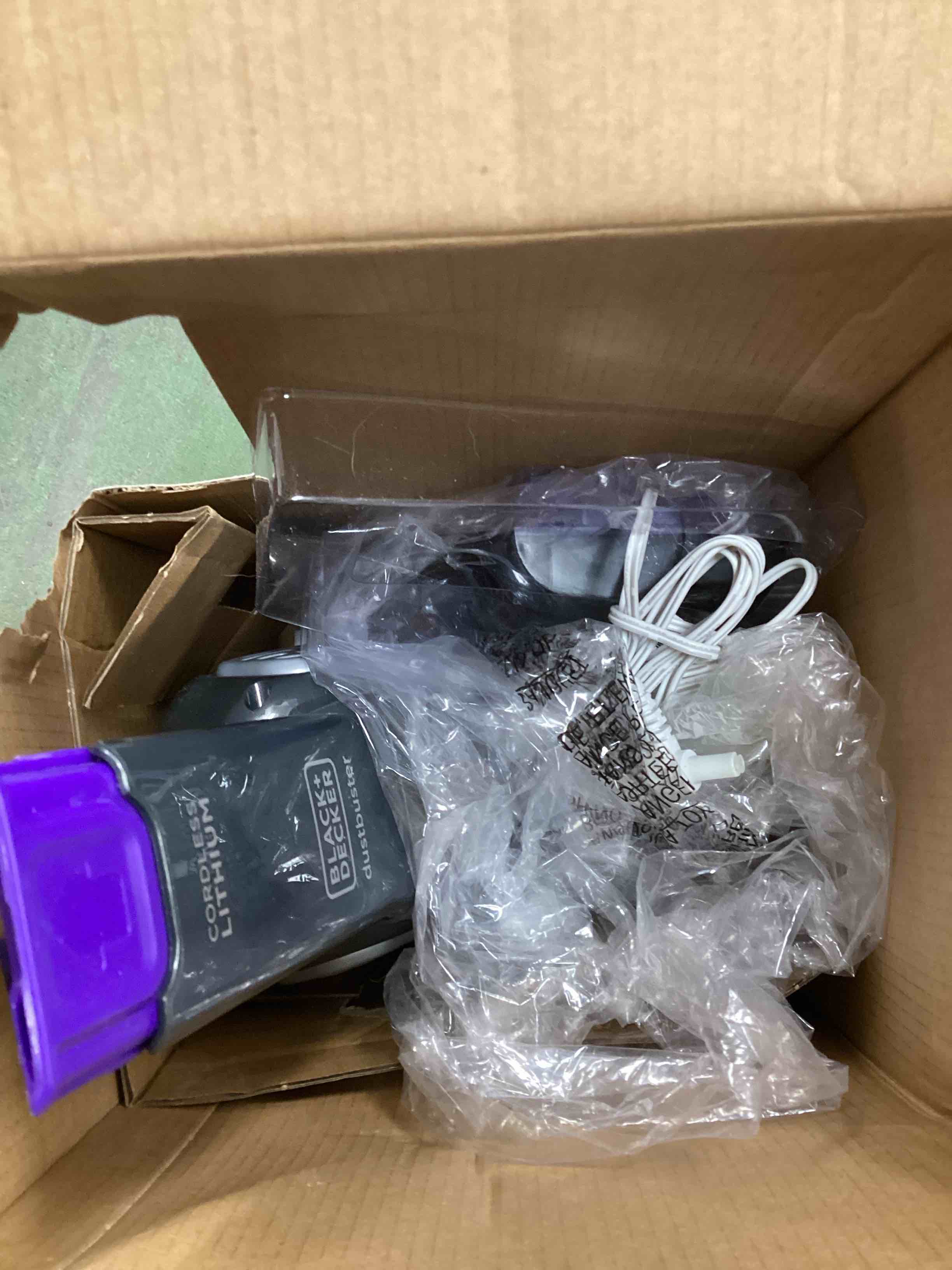 https://s3.amazonaws.com/lotting-images-prod/bidfta/BLU5424717_1716289480296.jpeg