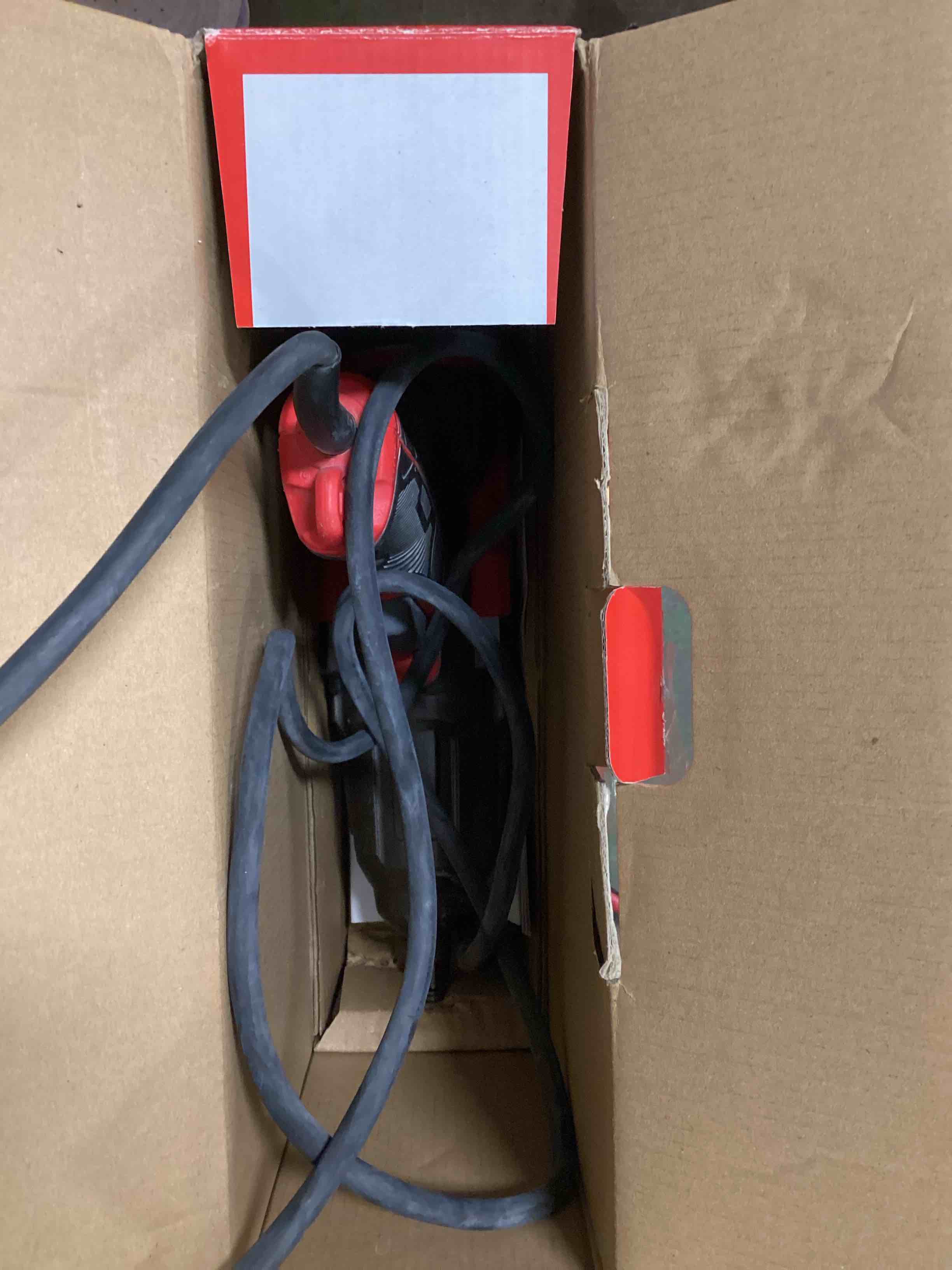 https://s3.amazonaws.com/lotting-images-prod/bidfta/BLU5425205_1717519865699.jpeg